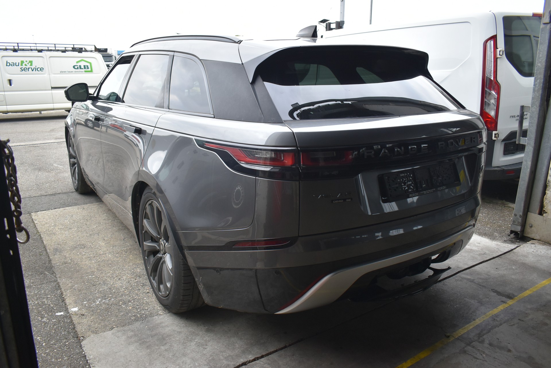 LAND ROVER Range Rover Velar D 240 Automatic-image-5