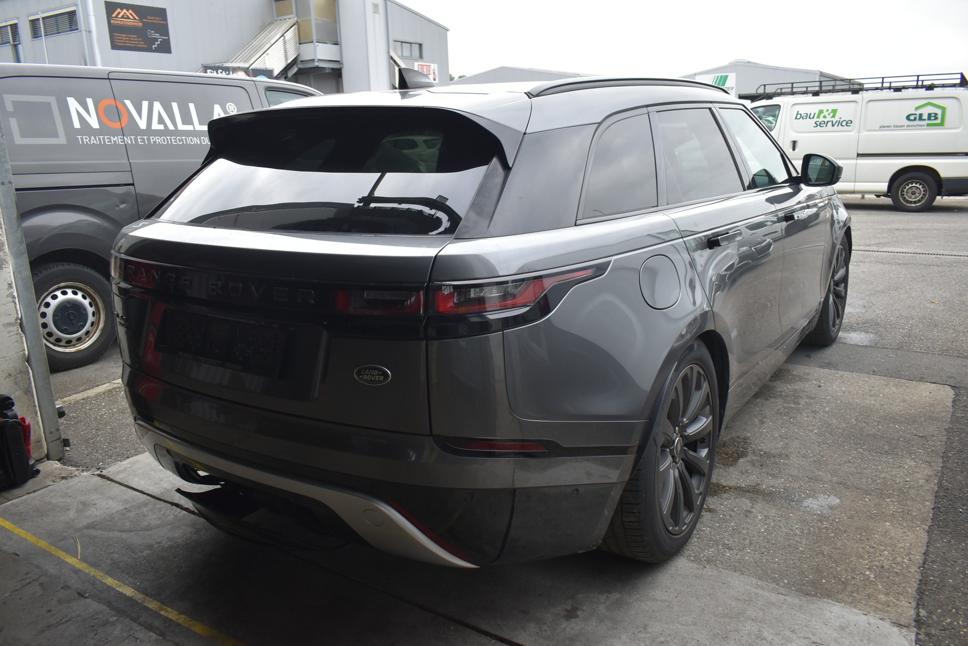 LAND ROVER Range Rover Velar D 240 Automatic-image-7