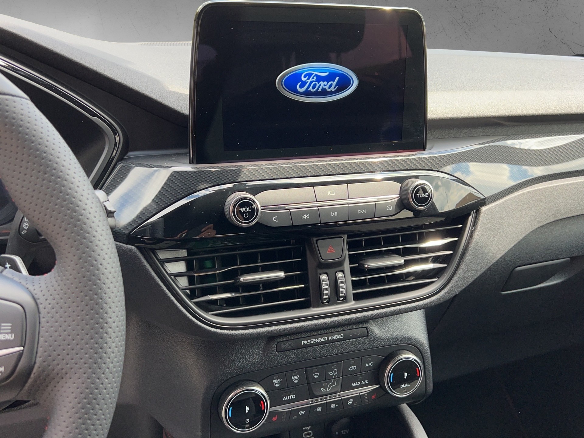 FORD Kuga 2.0 TDCi EcoBlue ST-Line 4WD-image-6