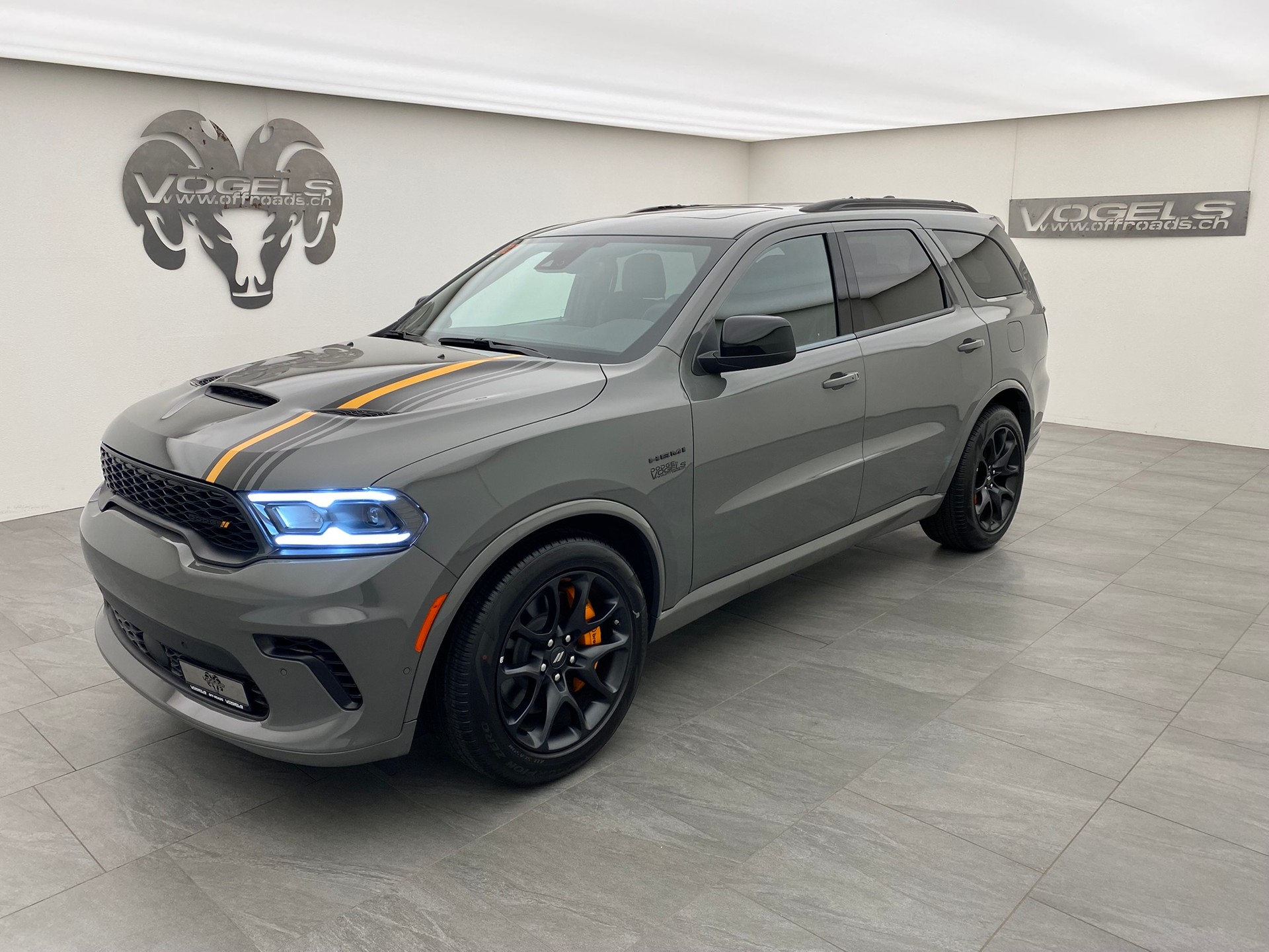 DODGE Durango R/T TowNGo Hemi Orange P.-image-0