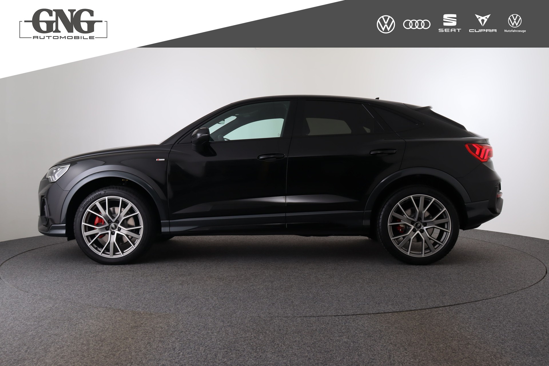AUDI Q3 Sportback 40 TFSI S line quattro S-tronic-image-1