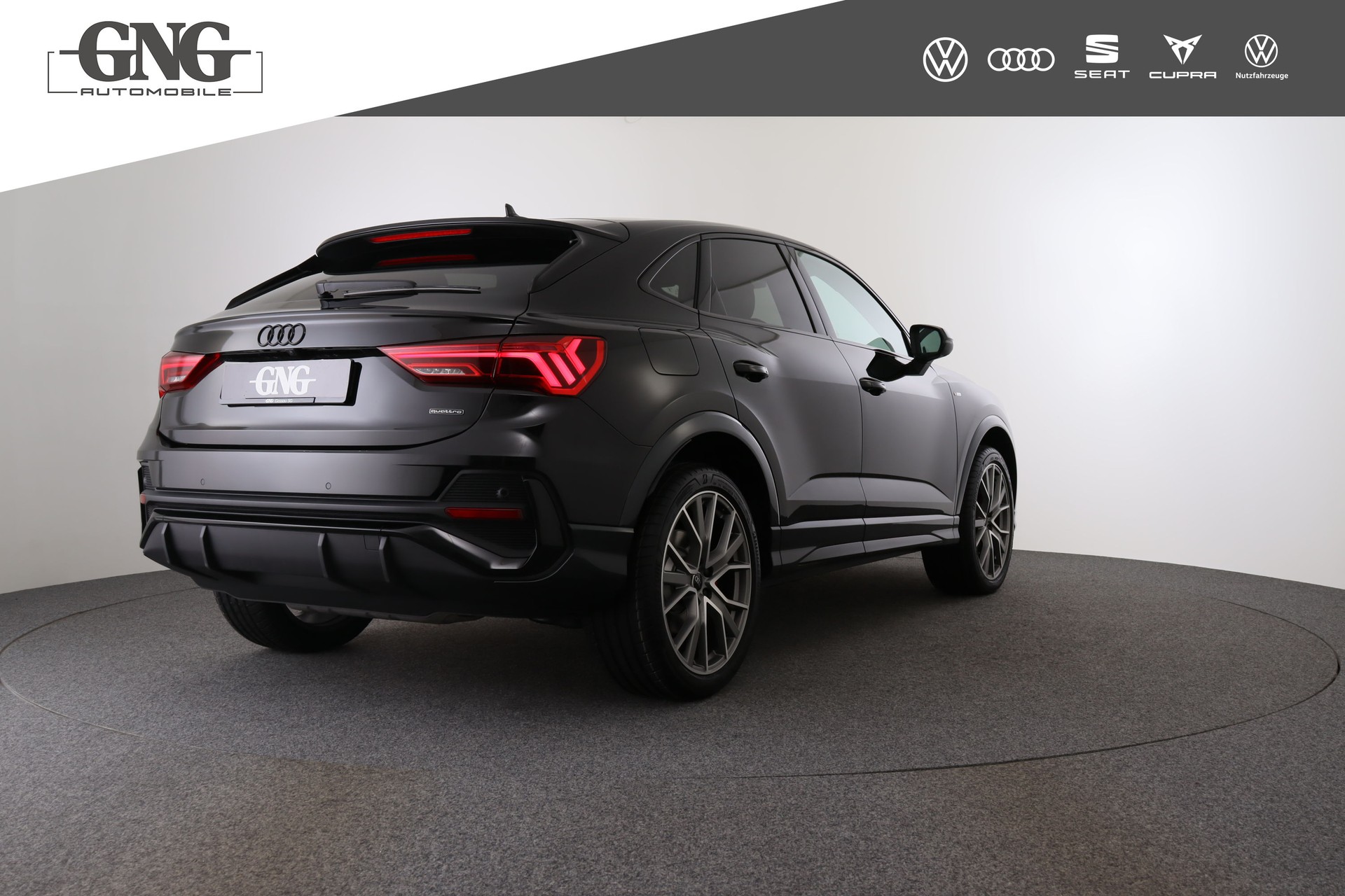 AUDI Q3 Sportback 40 TFSI S line quattro S-tronic-image-4