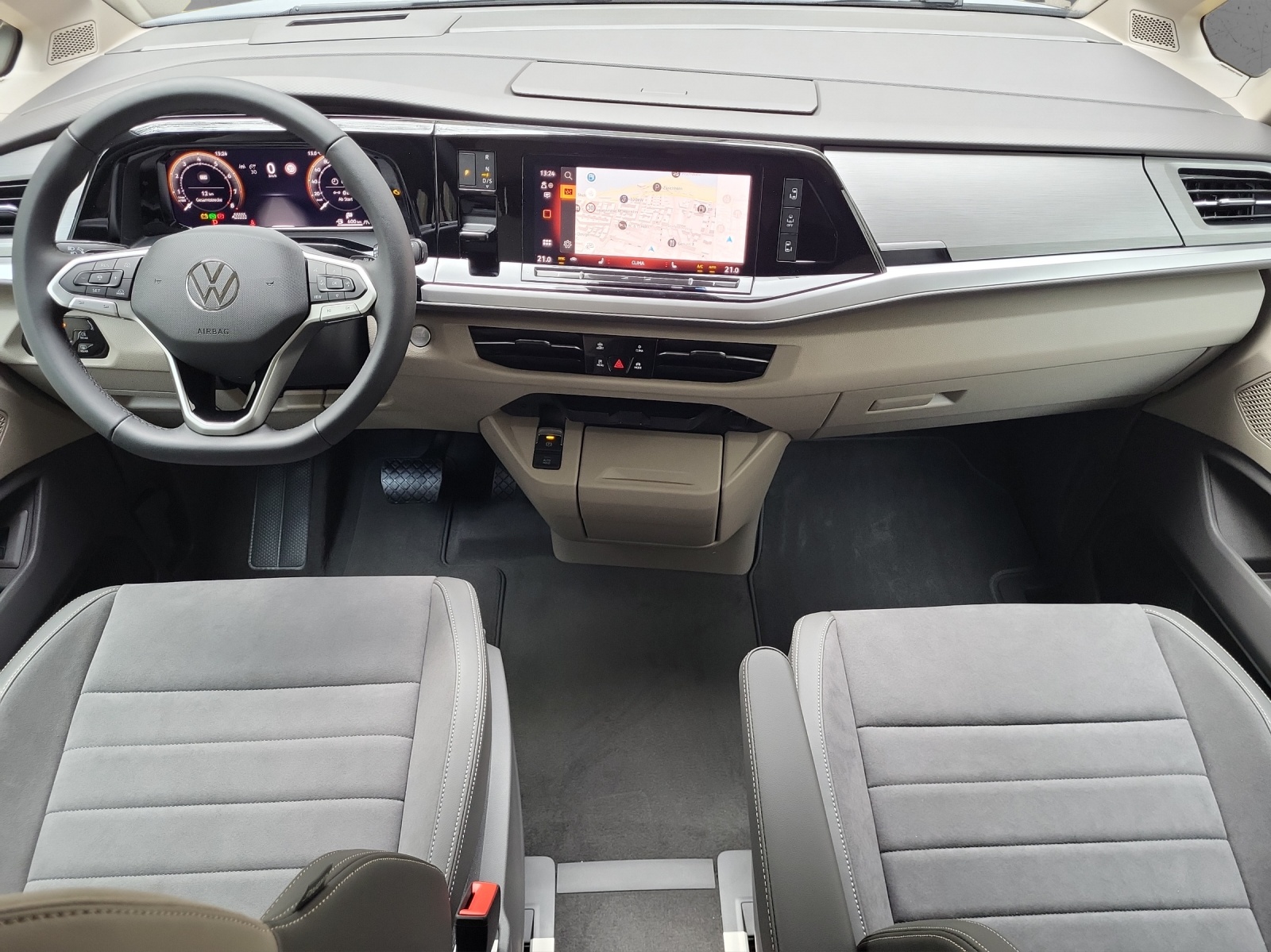 VW Multivan Life Edition 2.0TSI 204PS DSG-image-11