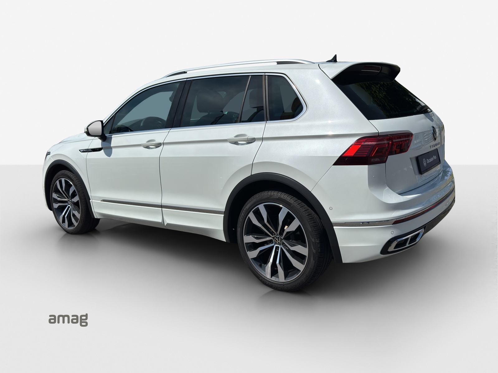 VW Tiguan 2.0TSI R-Line 4Motion DSG-image-2