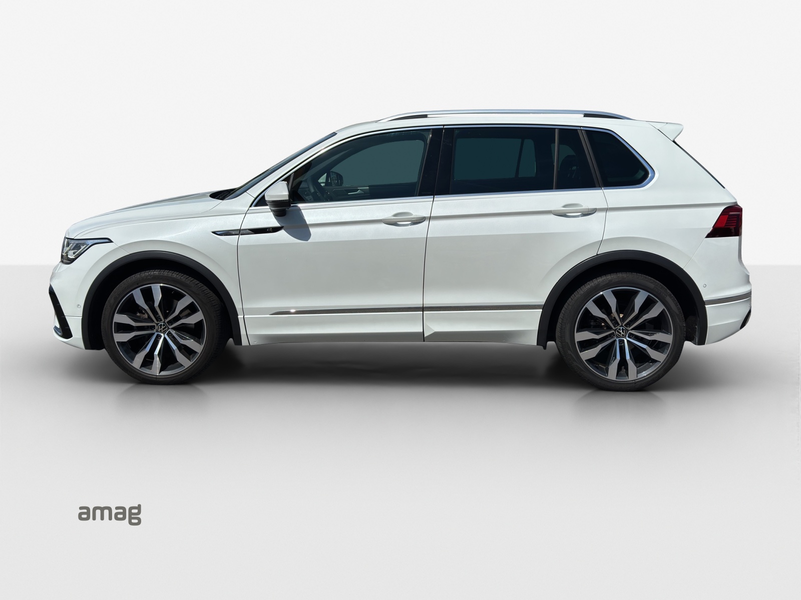 VW Tiguan 2.0TSI R-Line 4Motion DSG-image-1