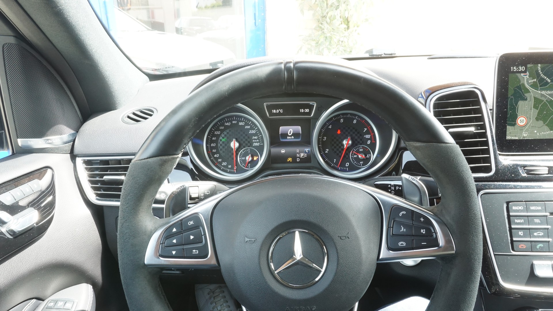 MERCEDES-BENZ GLE 43 AMG-image-10