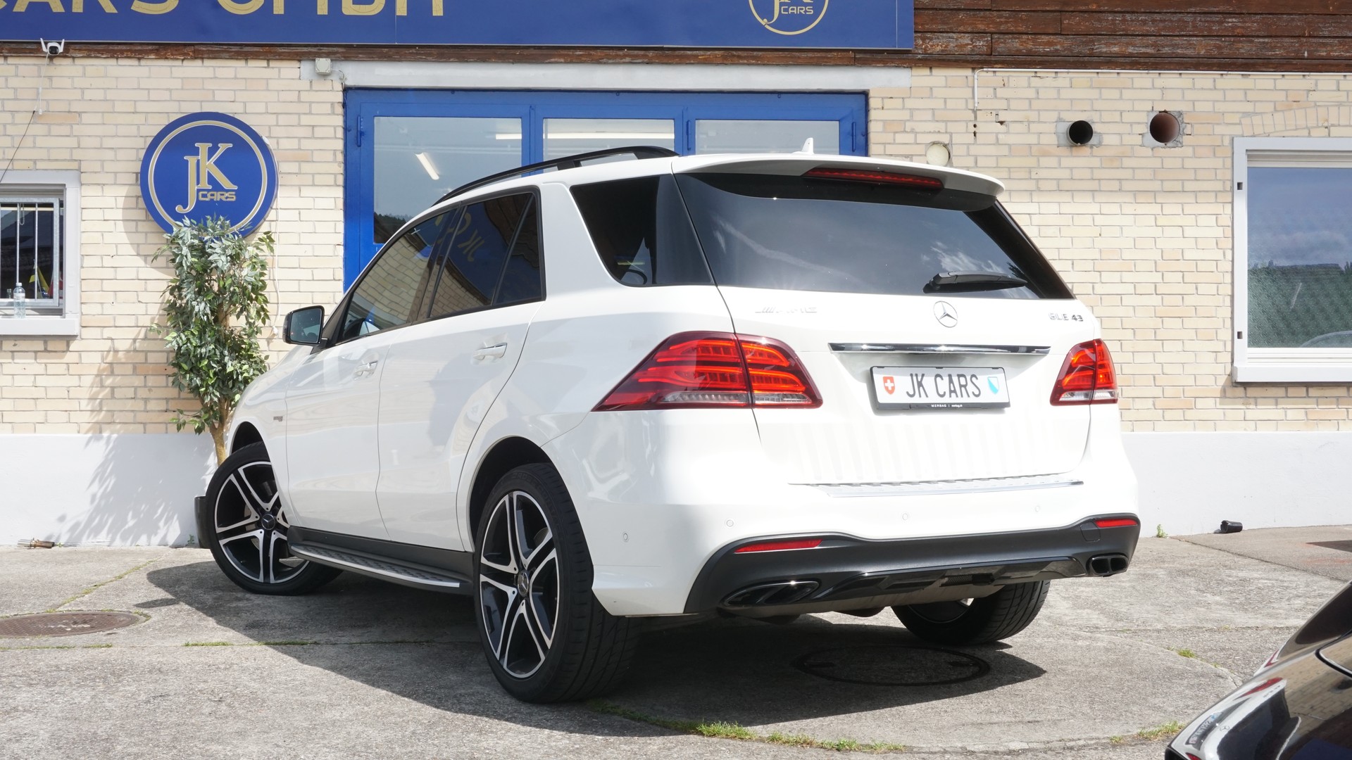 MERCEDES-BENZ GLE 43 AMG-image-6