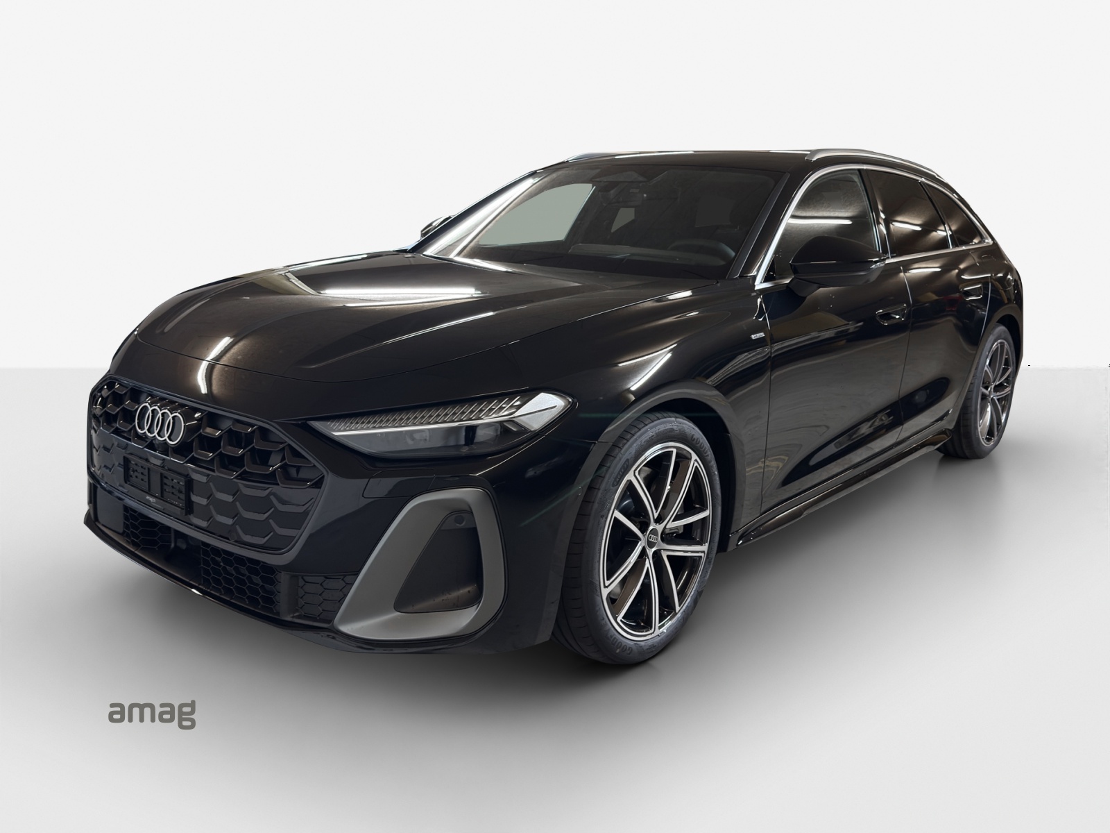 AUDI A5 Avant e-hybrid quattro Attraction 220 kW S tronic-image-0