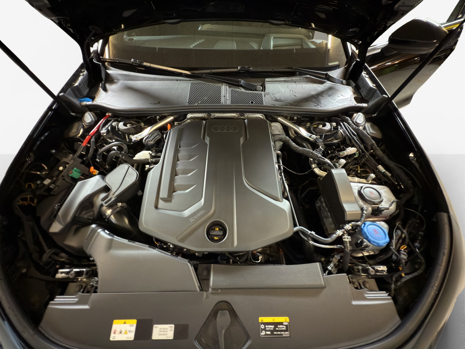 AUDI A5 Avant e-hybrid quattro Attraction 220 kW S tronic-image-15