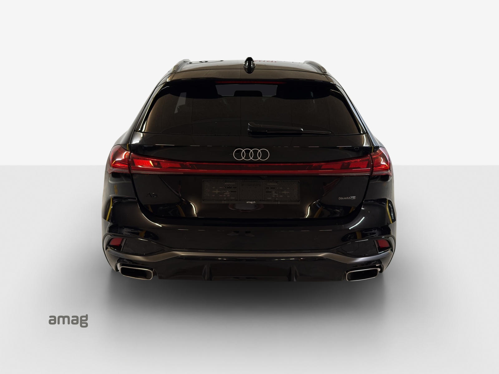 AUDI A5 Avant e-hybrid quattro Attraction 220 kW S tronic-image-3
