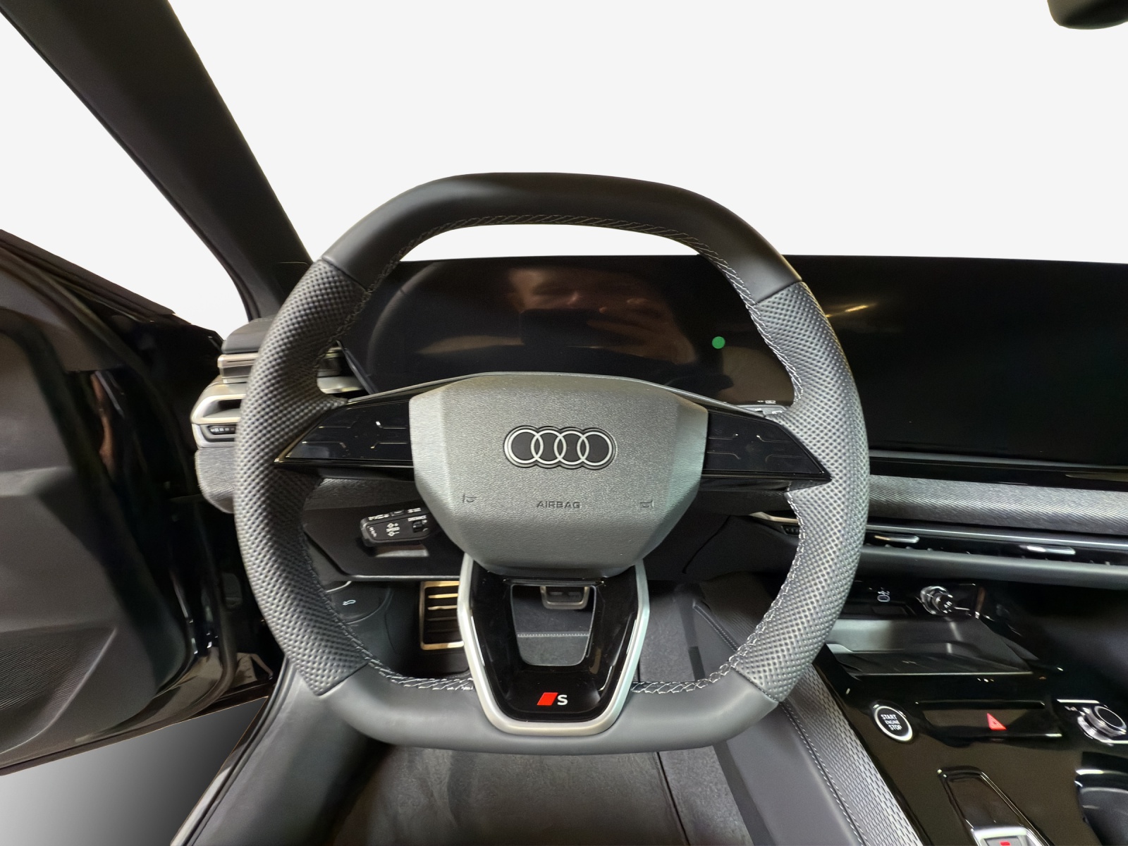 AUDI A5 Avant e-hybrid quattro Attraction 220 kW S tronic-image-9