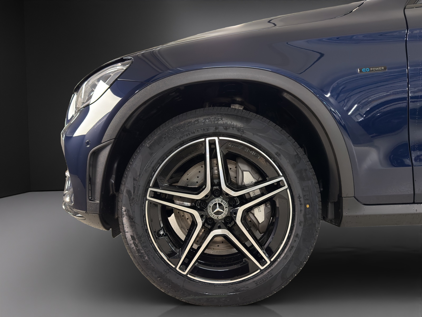 MERCEDES-BENZ GLC 300 de AMG Line 4Matic 9G-Tronic-image-14