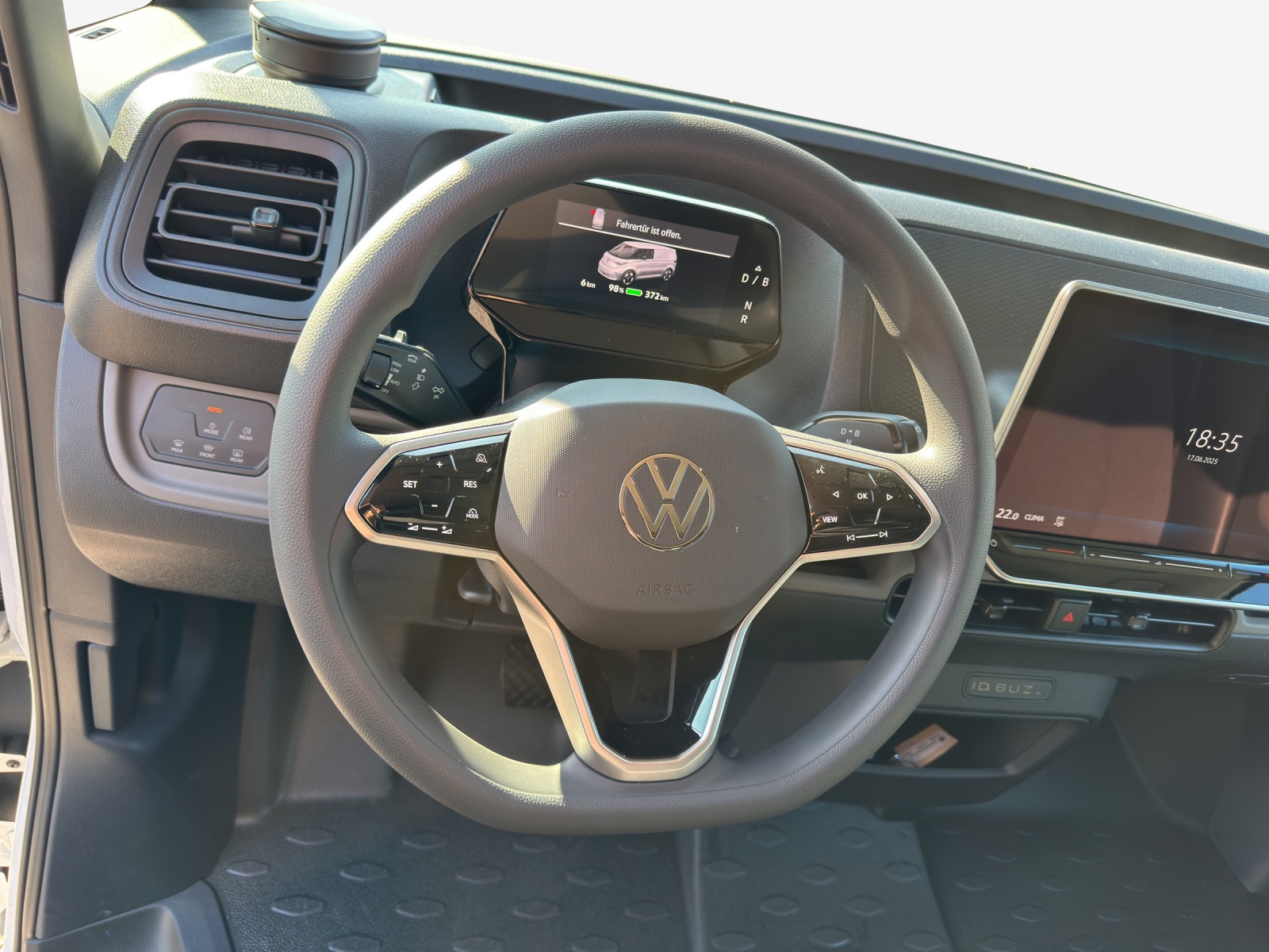 VW ID. Buzz Cargo Pro-image-9