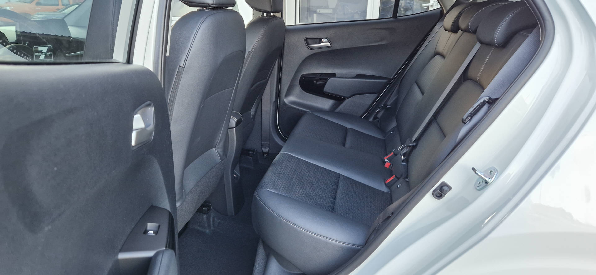 KIA Picanto 1.2 CVVT GT Line - AMT-image-10
