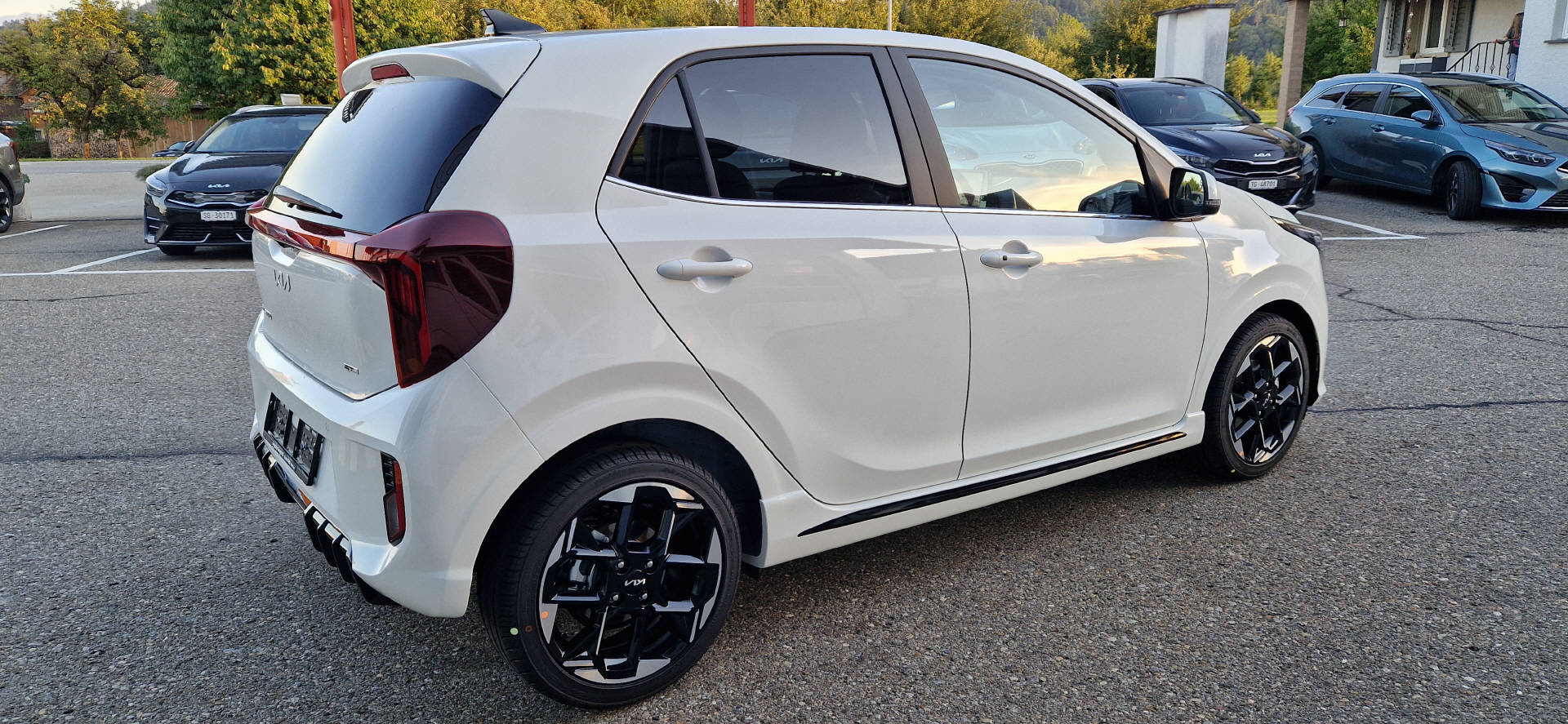 KIA Picanto 1.2 CVVT GT Line - AMT-image-13