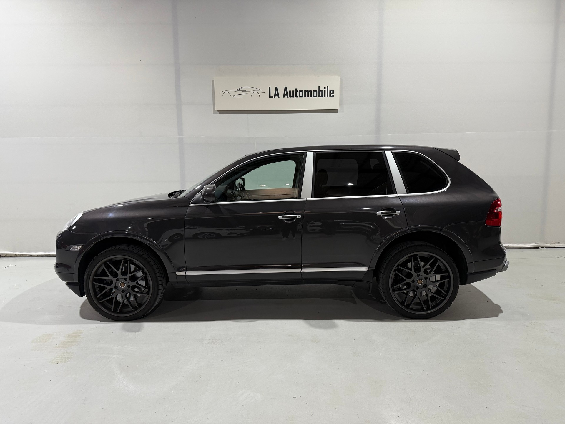 PORSCHE Cayenne Turbo S-image-2