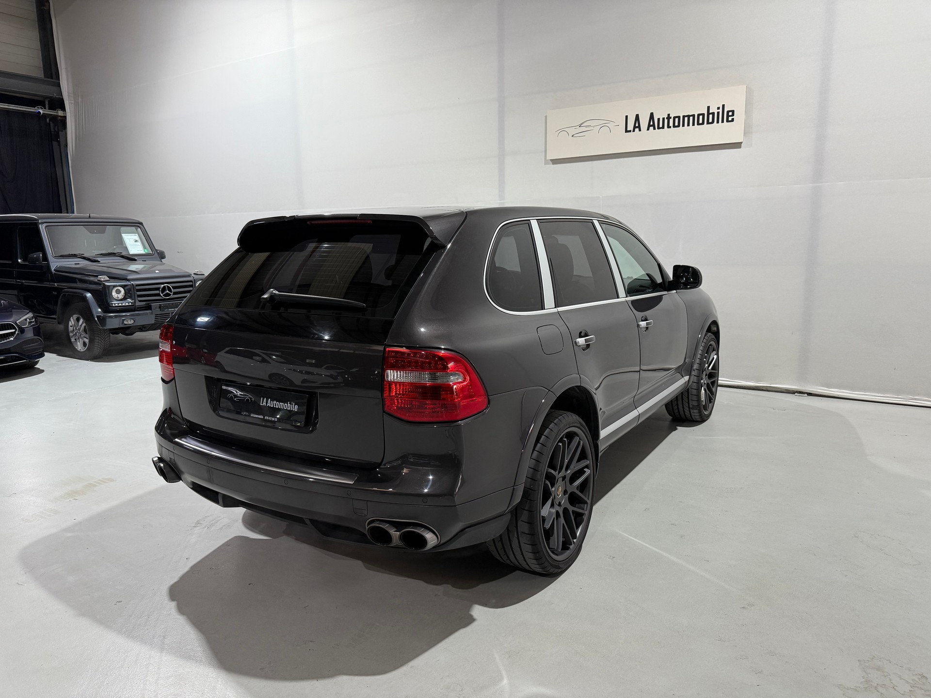 PORSCHE Cayenne Turbo S-image-8