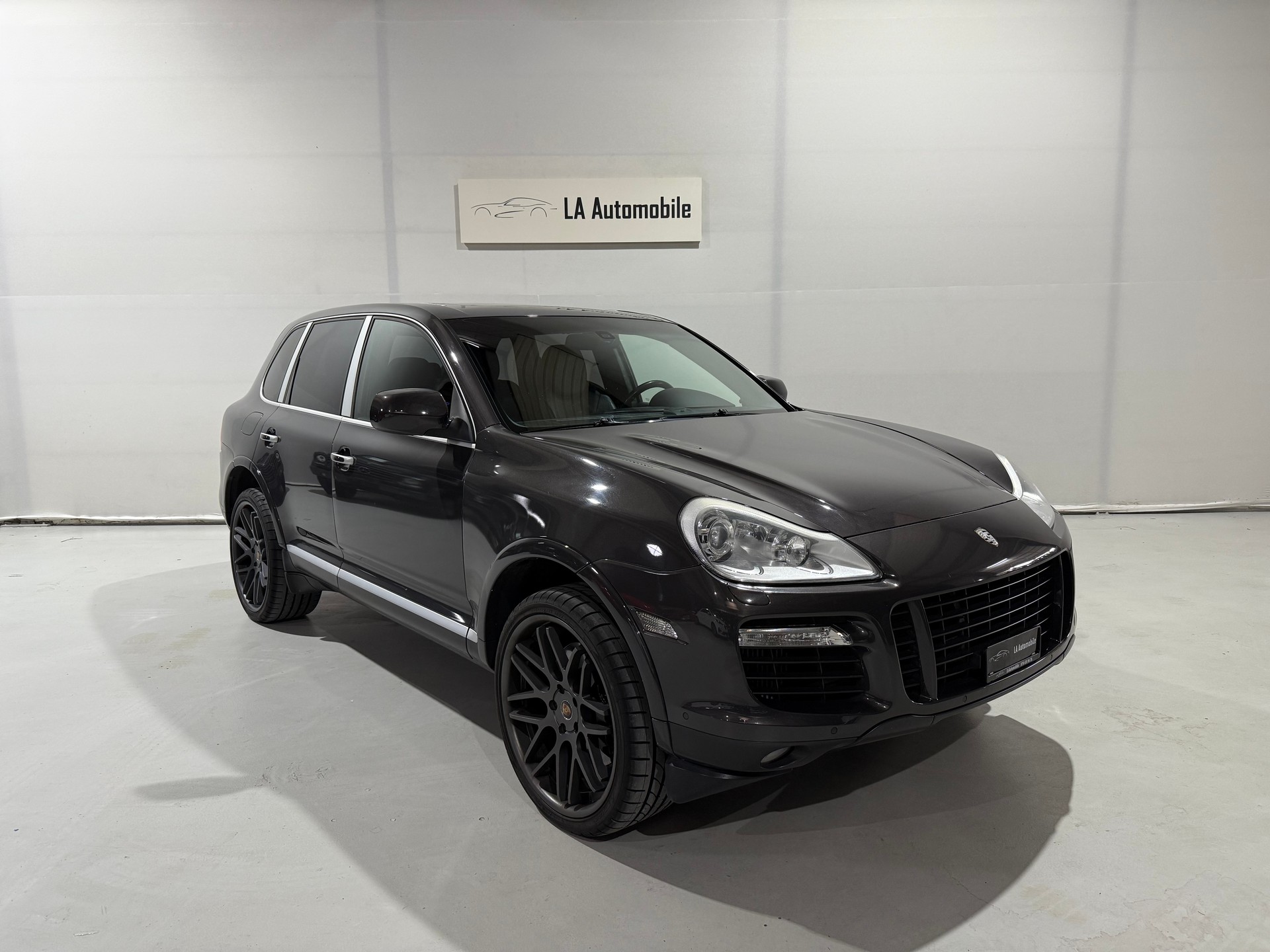 PORSCHE Cayenne Turbo S-image-4