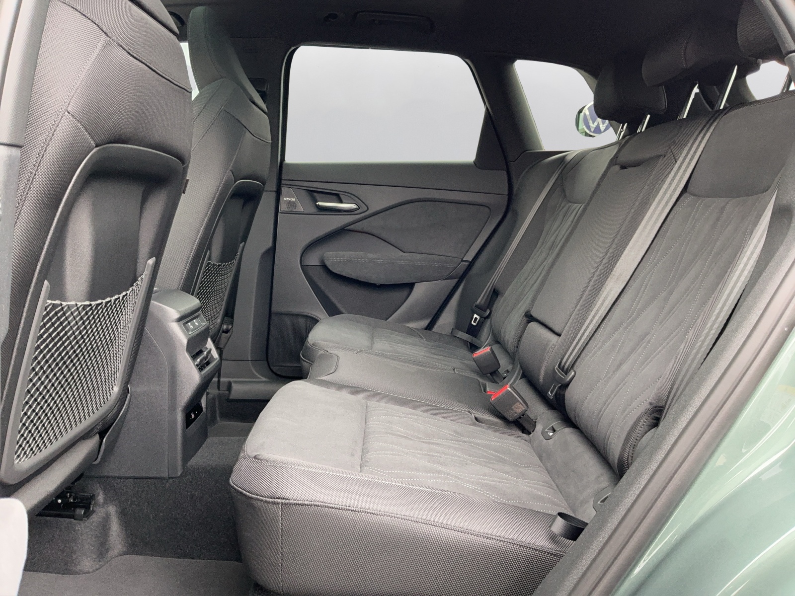 AUDI Q3 SUV 110 kW TFSI S tronic-image-10