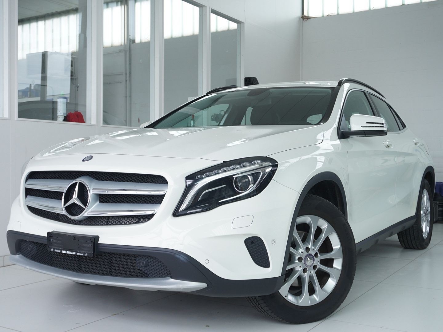 MERCEDES-BENZ GLA 200 CDI Swiss Star Edition Style 4Matic 7G-DCT