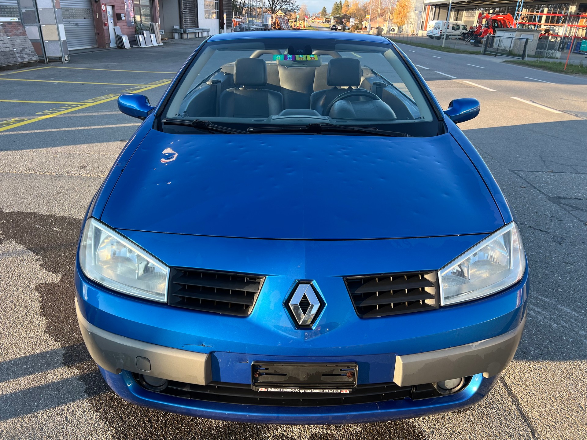 RENAULT Mégane C-C 2.0 16V Privilège Luxe-image-4