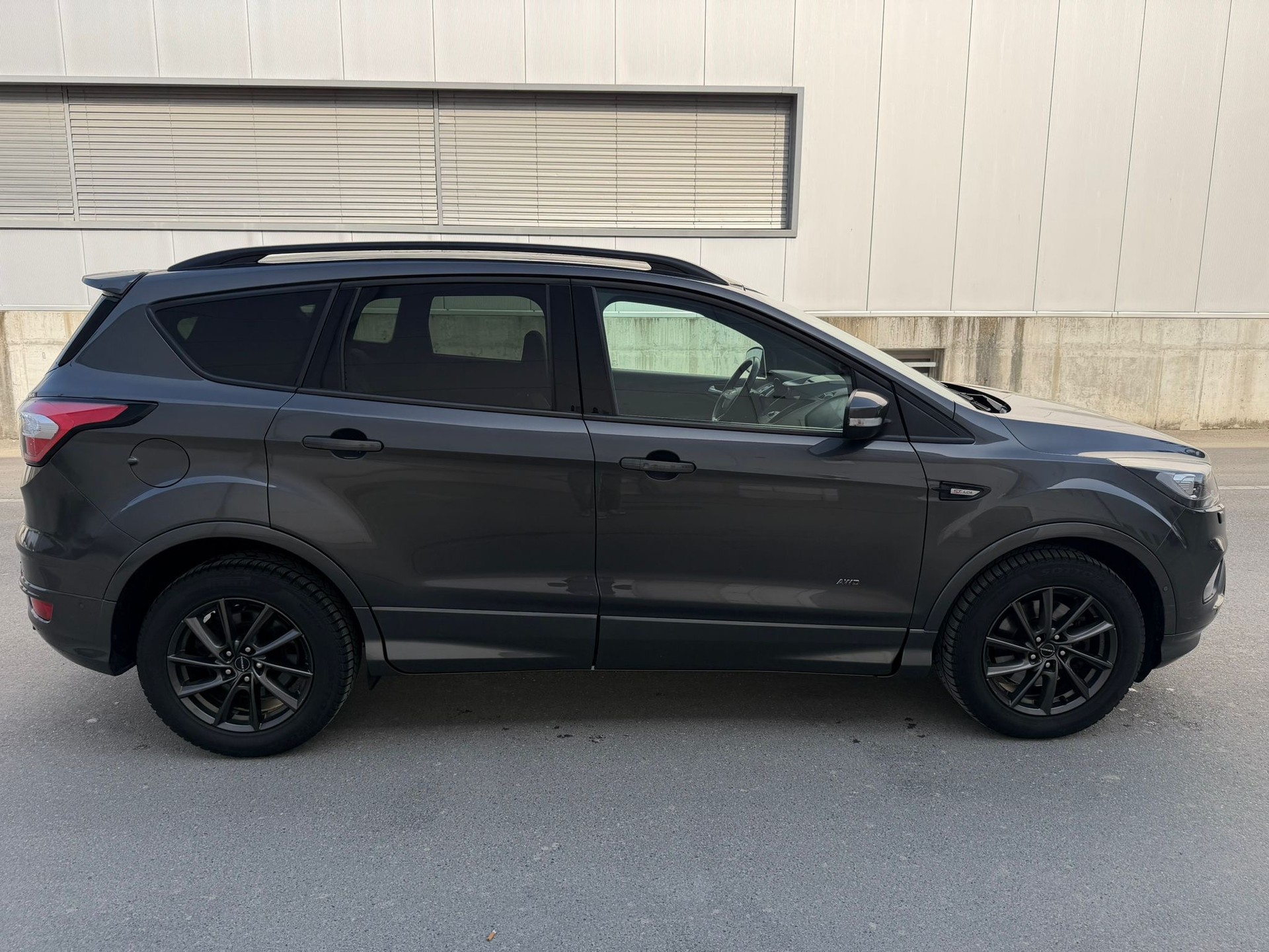 FORD Kuga 2.0 TDCi ST Line High 4WD PowerShift-image-6