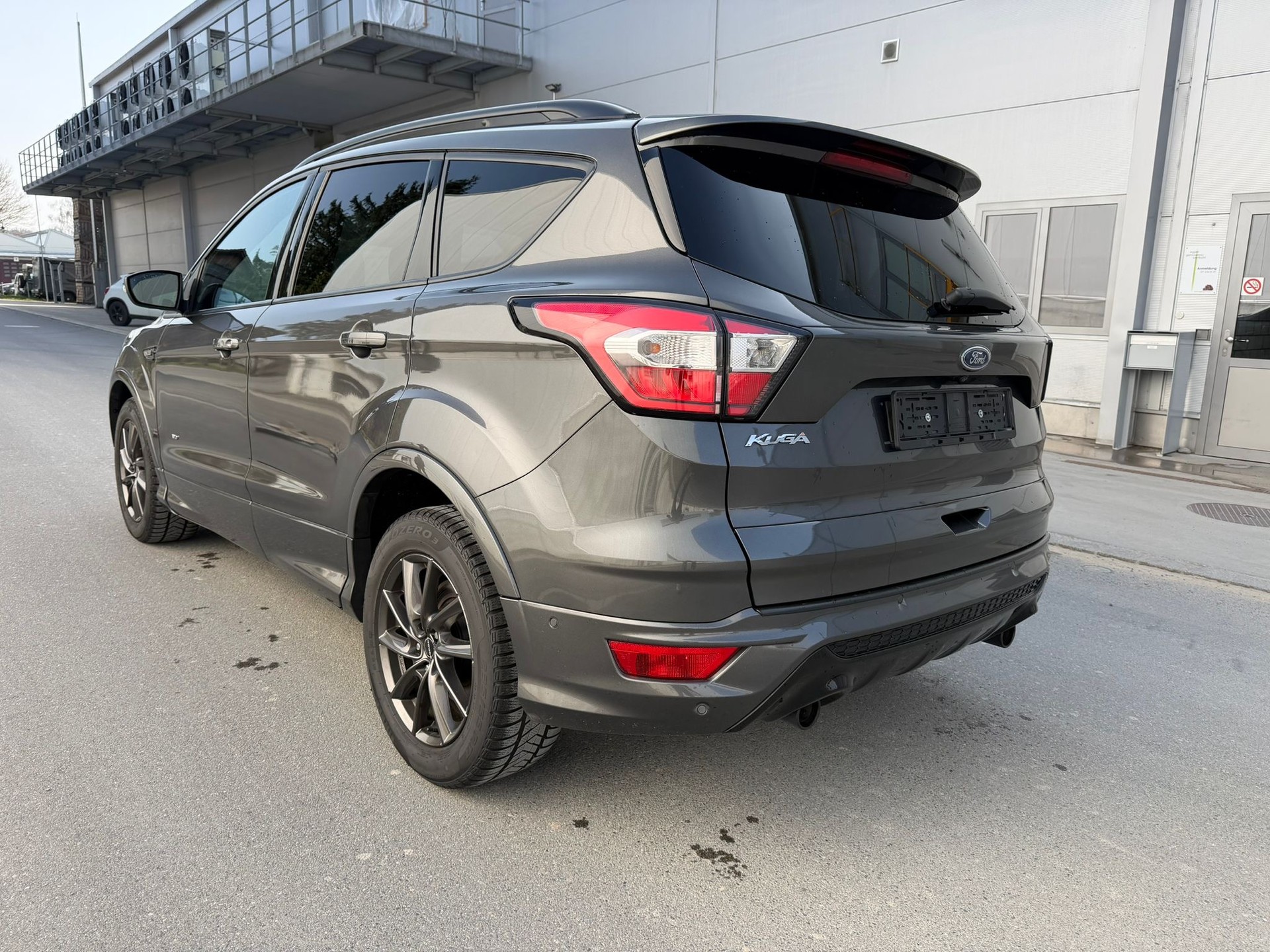 FORD Kuga 2.0 TDCi ST Line High 4WD PowerShift-image-3