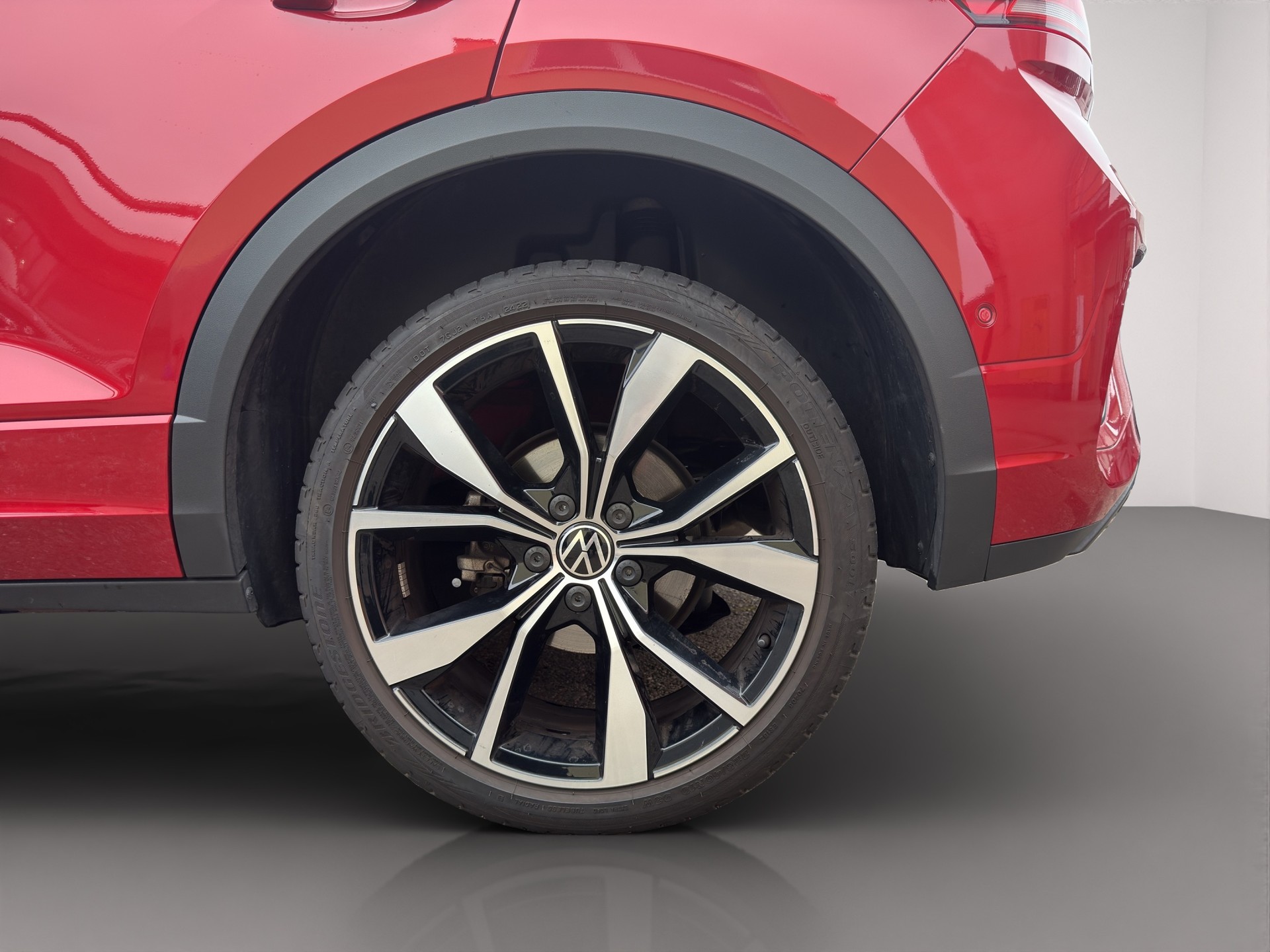 VW T-Roc 2.0 TSI R-Line DSG 4Motion-image-8