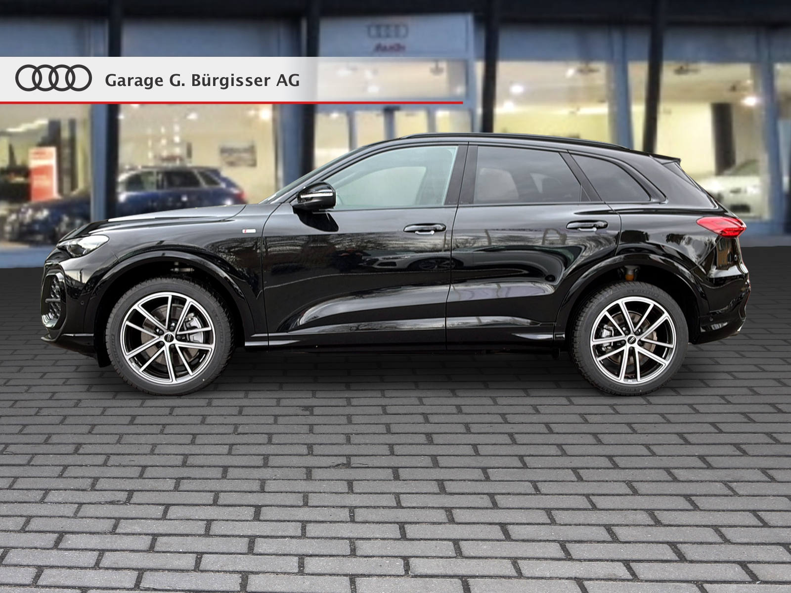 AUDI Q5 TDI quattro 150 kW S-tronic Mythosschwarz Metallic-image-2