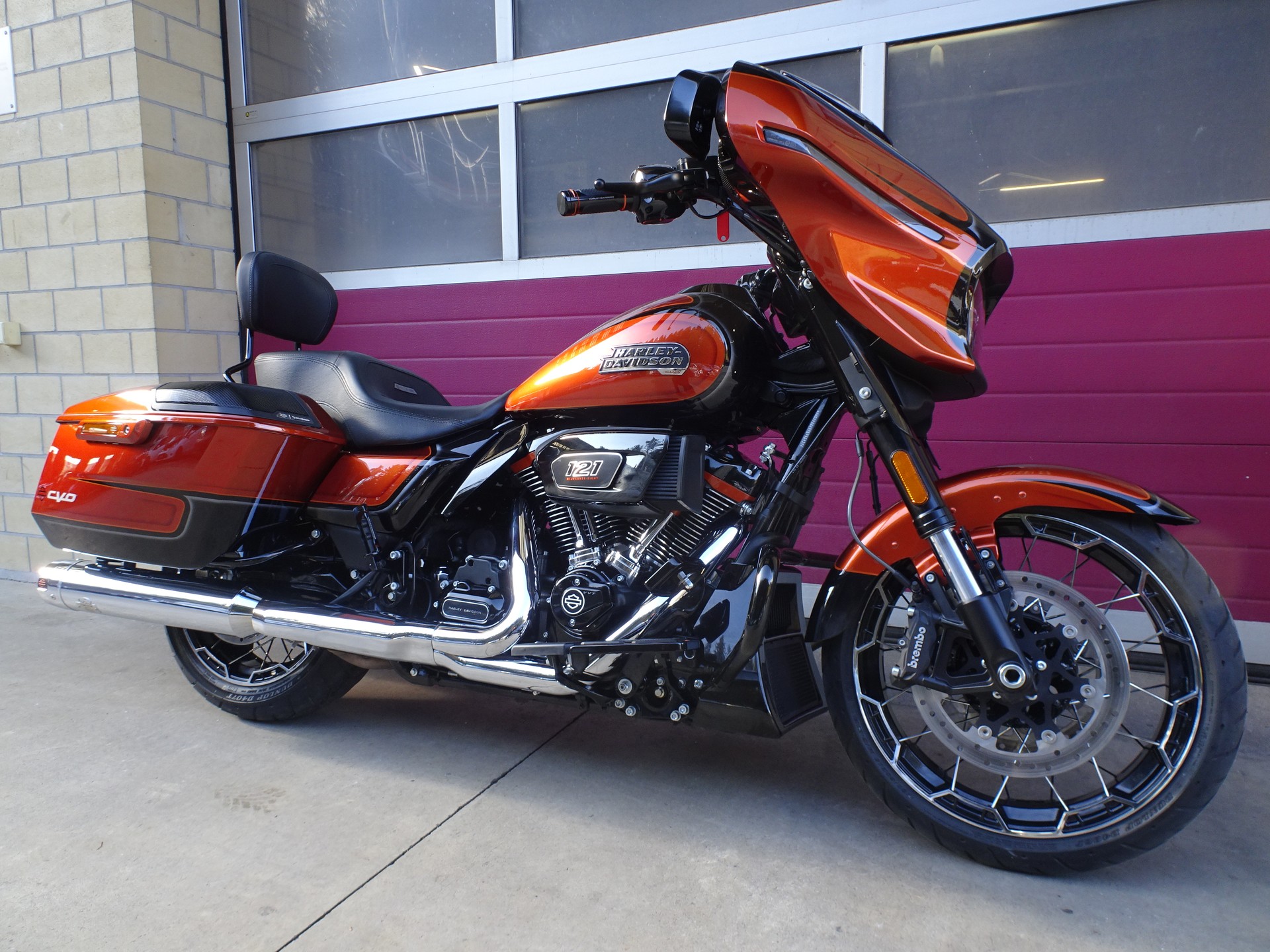 HARLEY-DAVIDSON FLHXSE Street Glide CVO 121-image-10