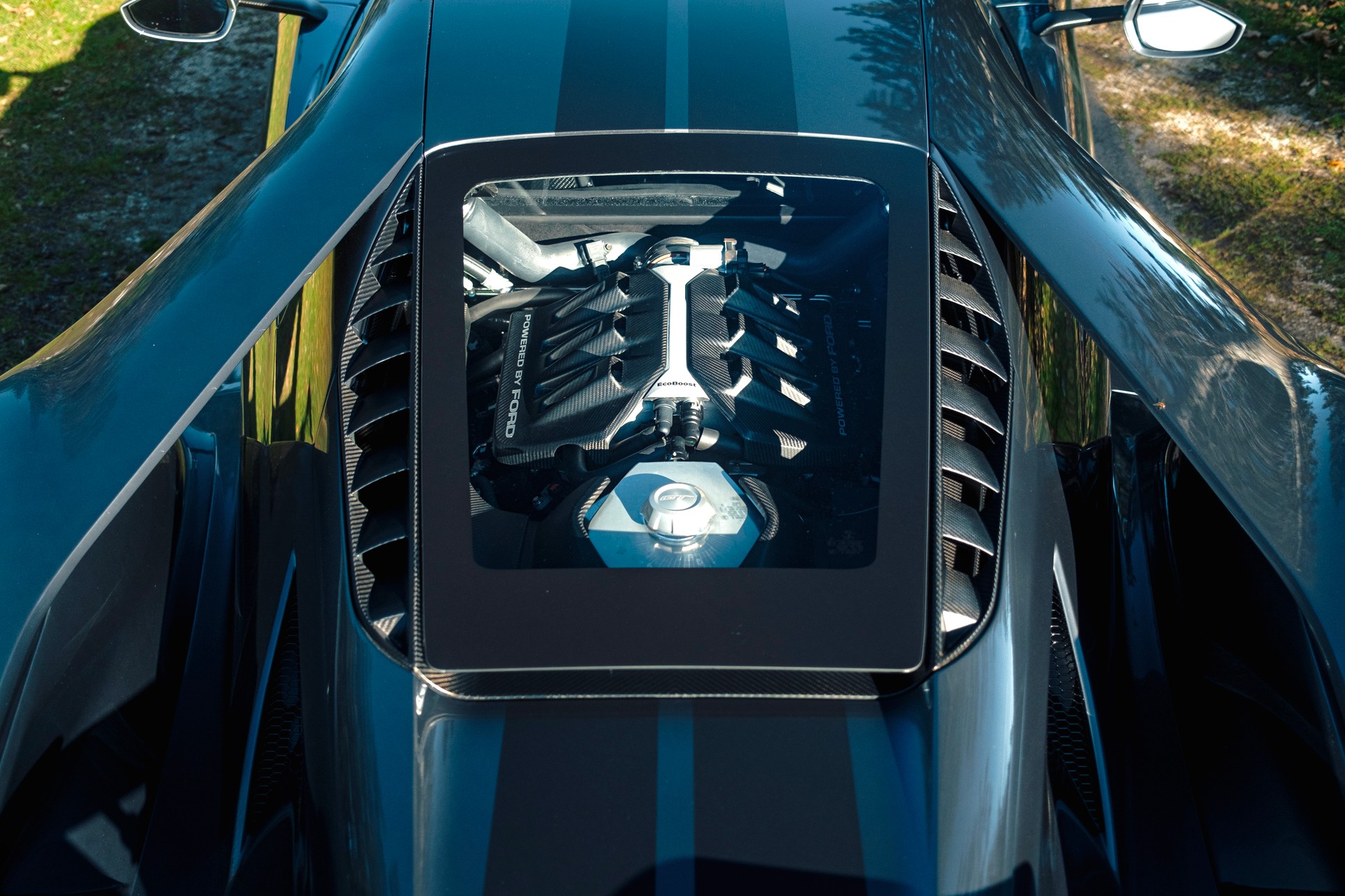 FORD GT-image-12