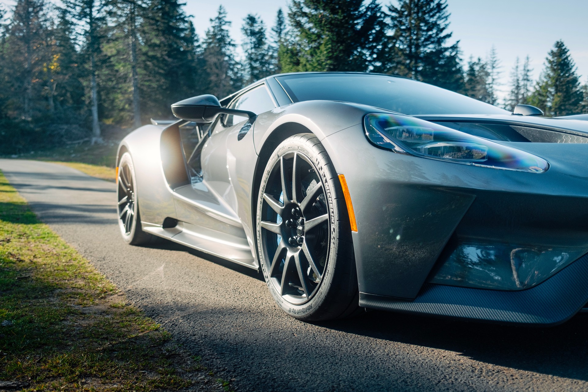 FORD GT-image-13
