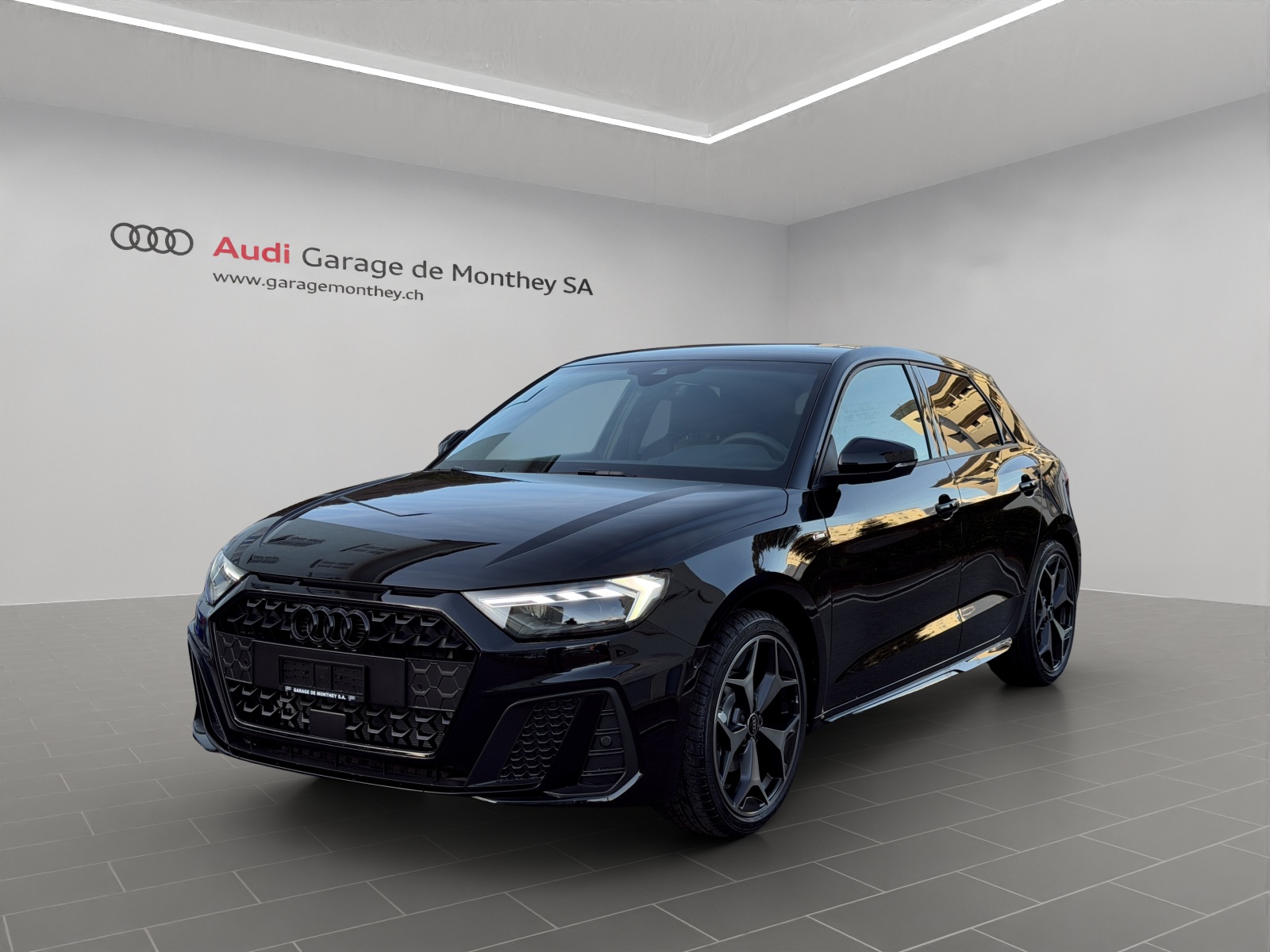 AUDI A1 Sportback 35 TFSI S Line S-tronic-image-0
