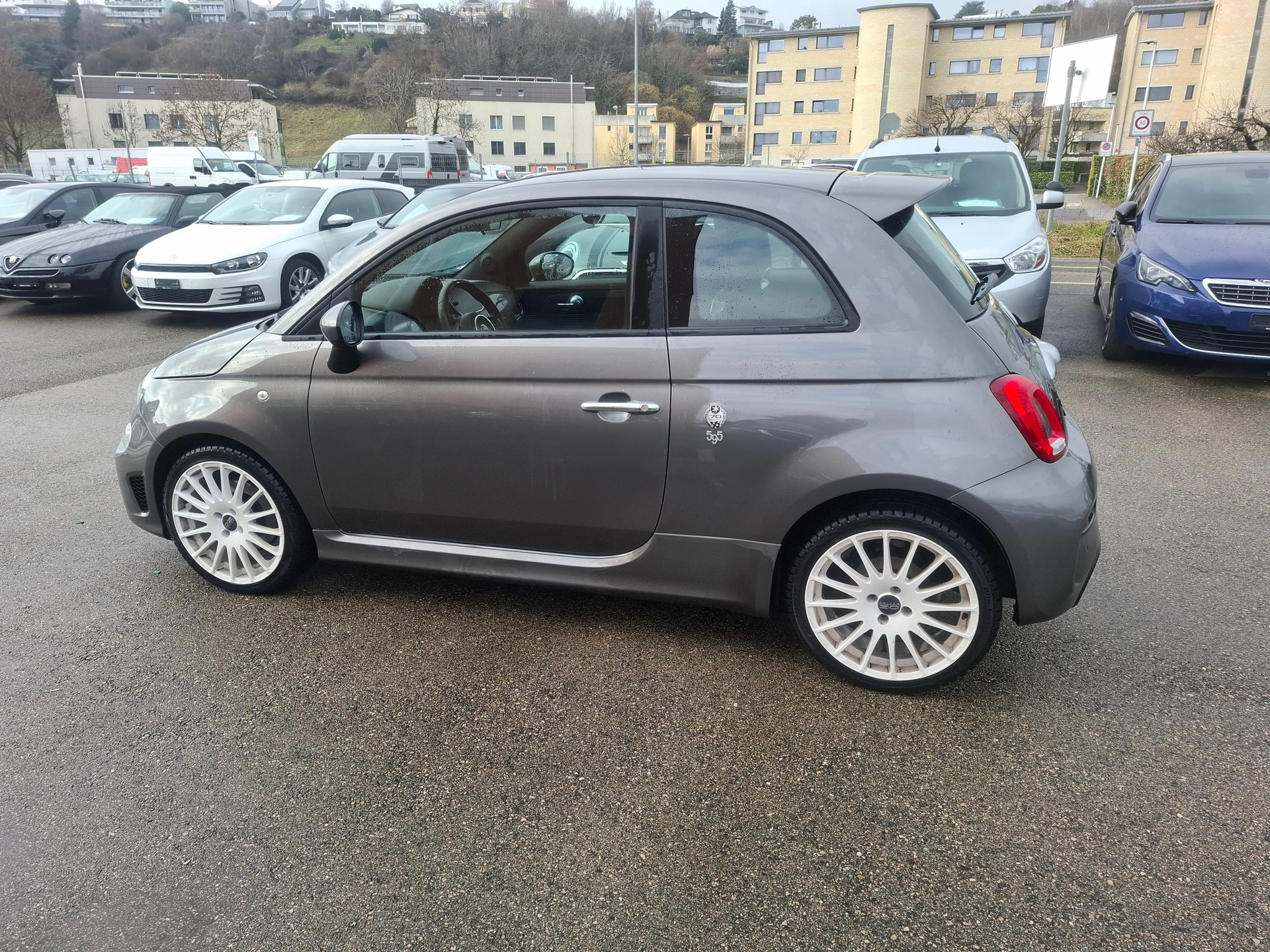 FIAT 595 1.4 16V Turbo Abarth - 70 Anniversario-image-4