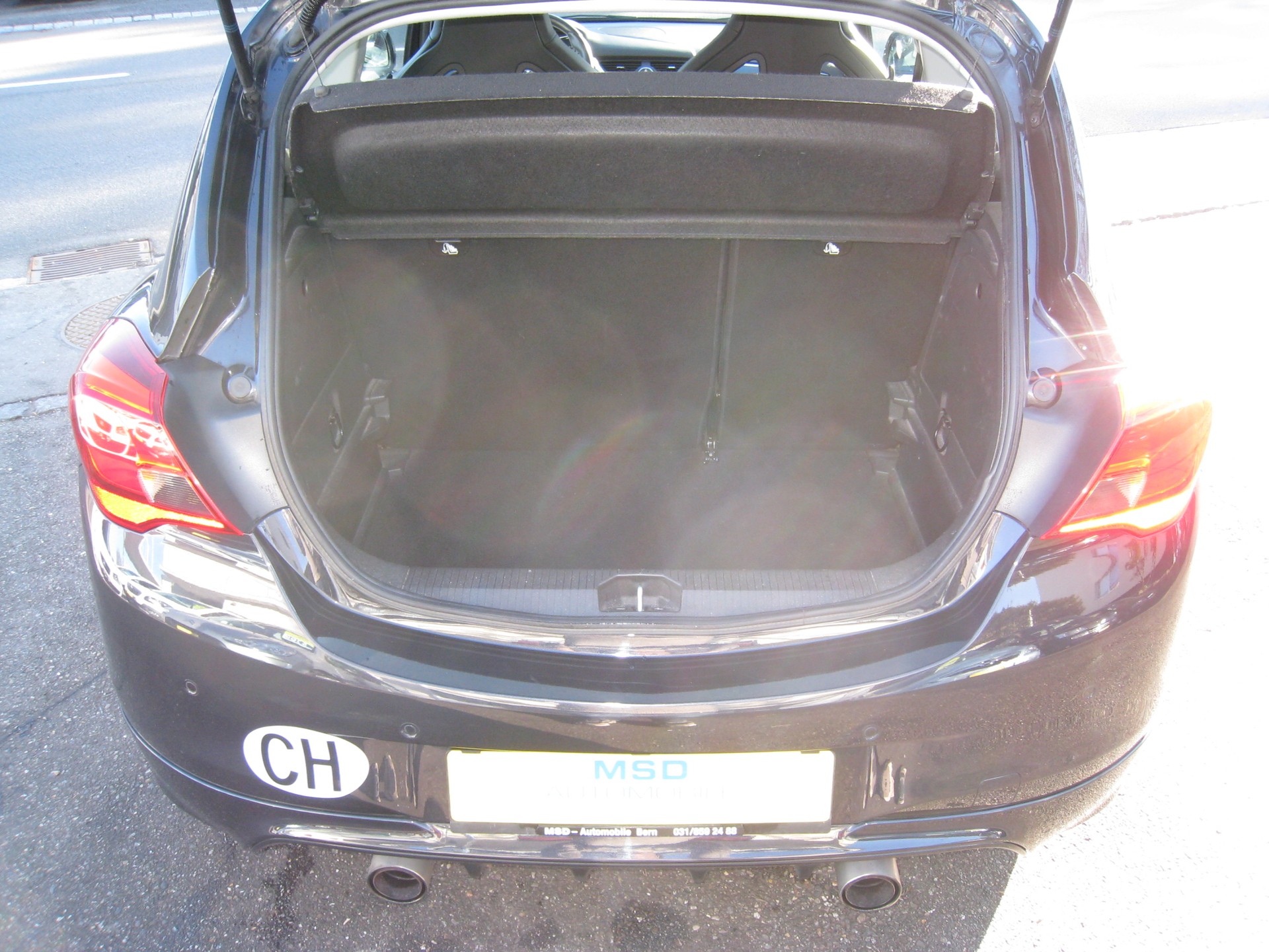OPEL Corsa 1.6 Turbo OPC-image-8