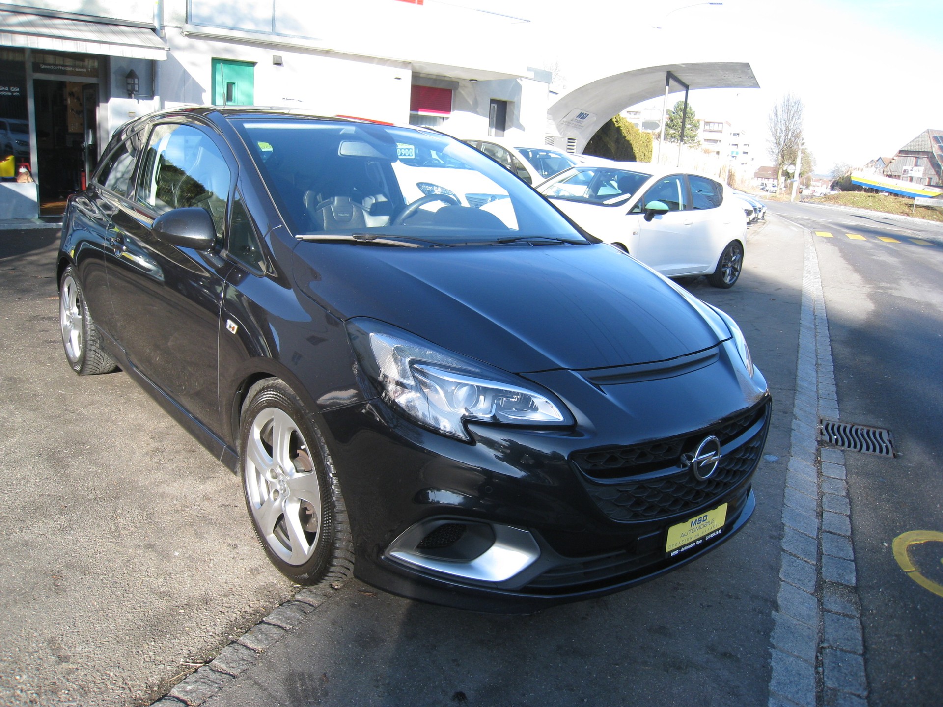 OPEL Corsa 1.6 Turbo OPC-image-2