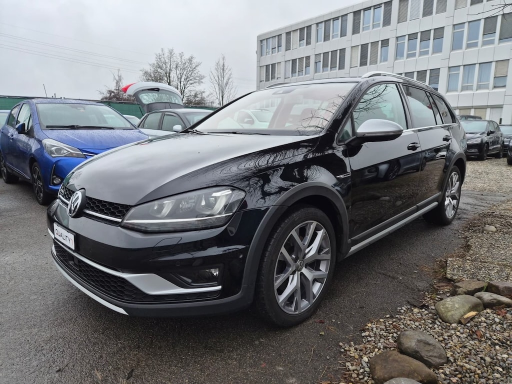 VW Golf 2.0 TDI Alltrack 4Motion-image-2