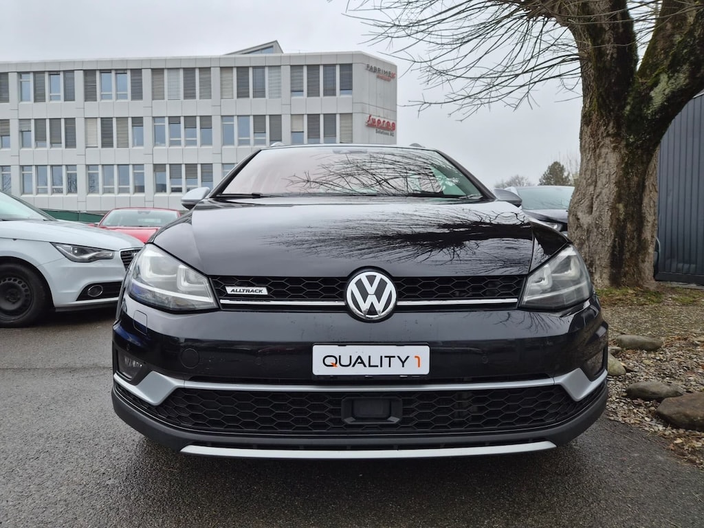 VW Golf 2.0 TDI Alltrack 4Motion-image-1