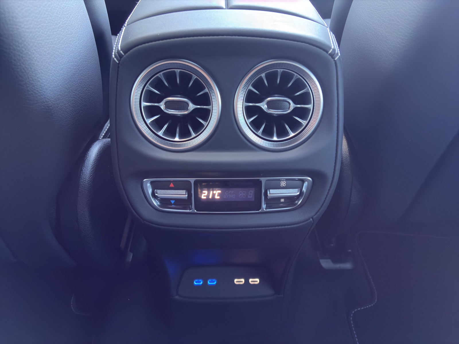 MERCEDES-BENZ G 63 AMG 9G-Tronic-image-16