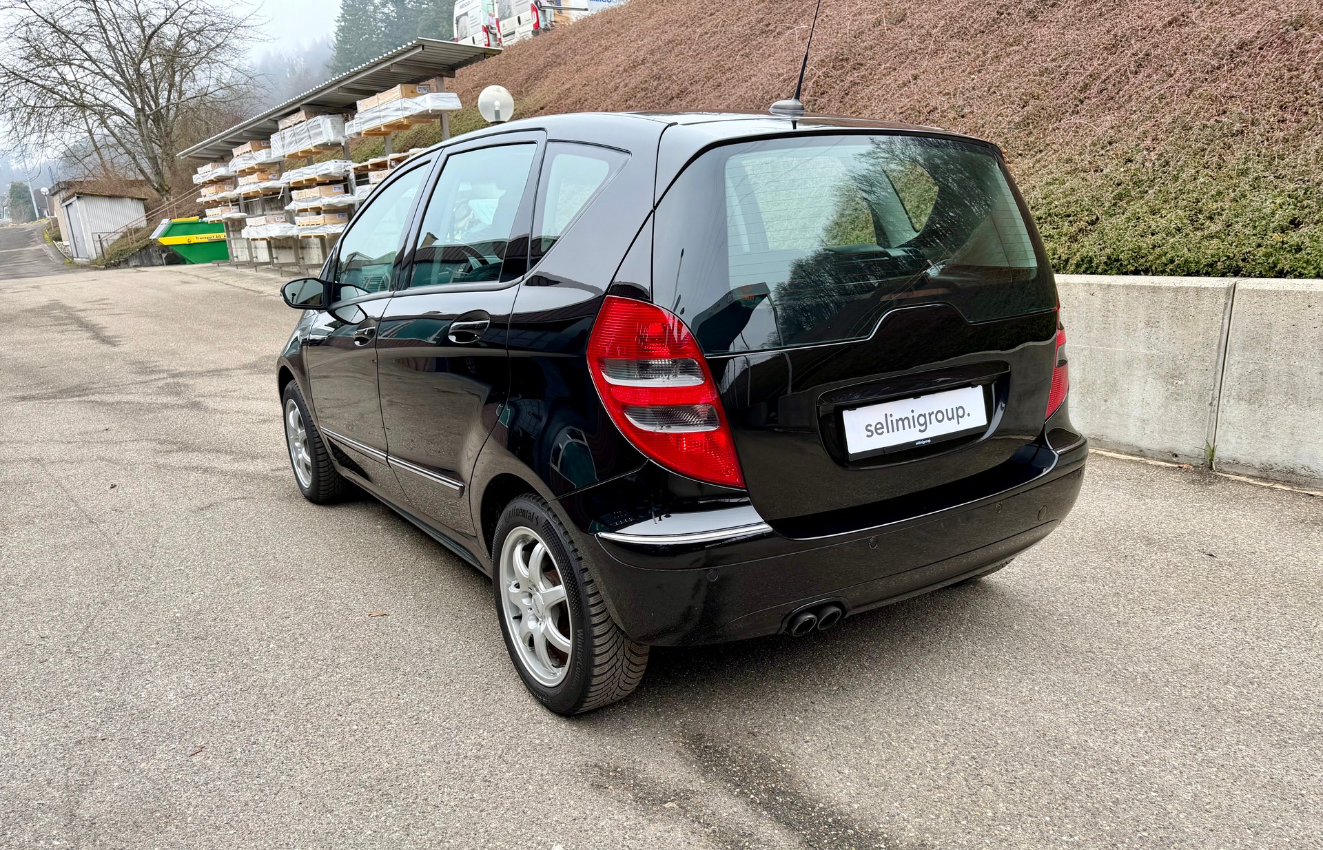 MERCEDES-BENZ A 200 T Avantgarde-image-3