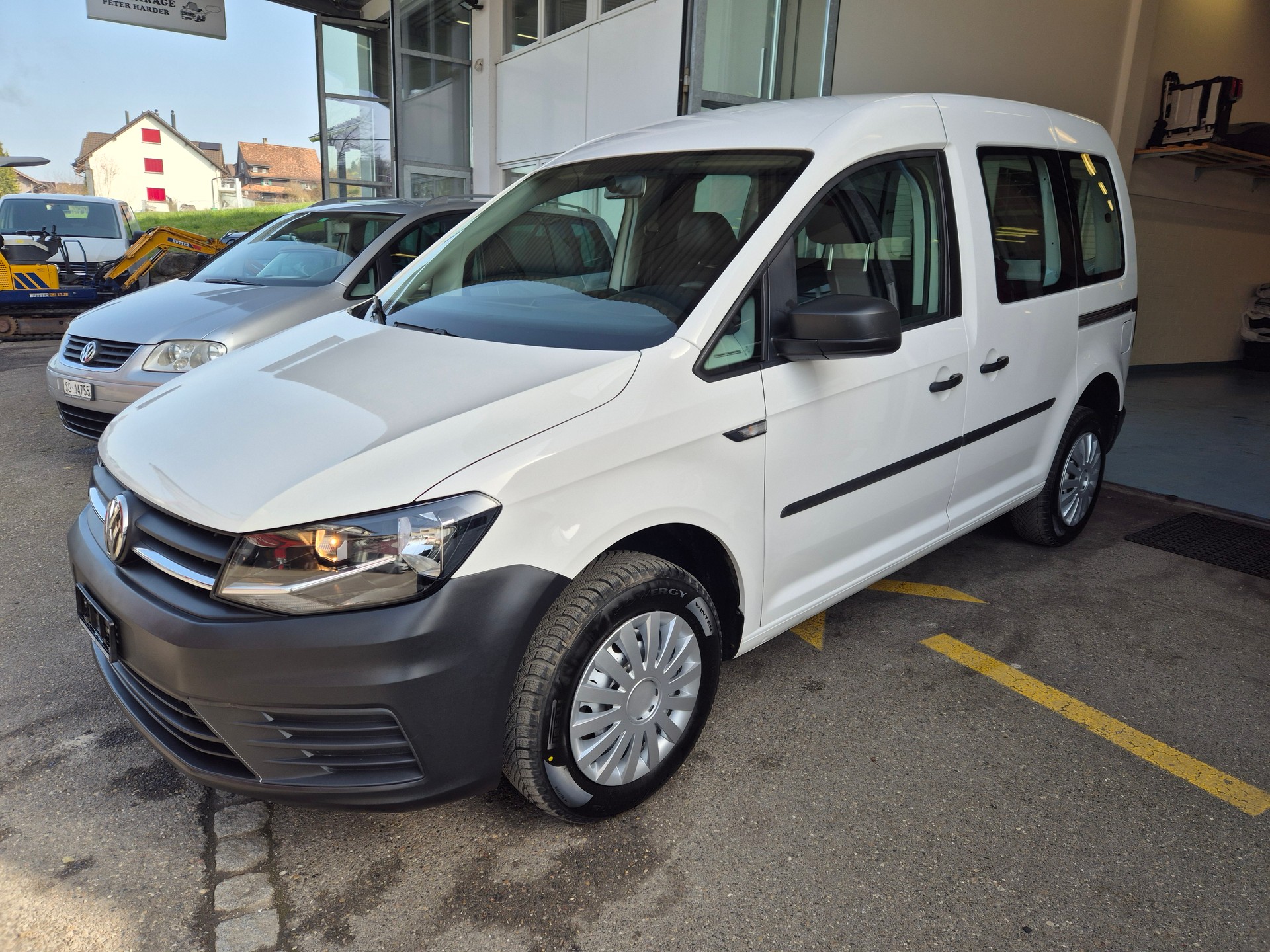VW Caddy Lieferwagen 4 Motion