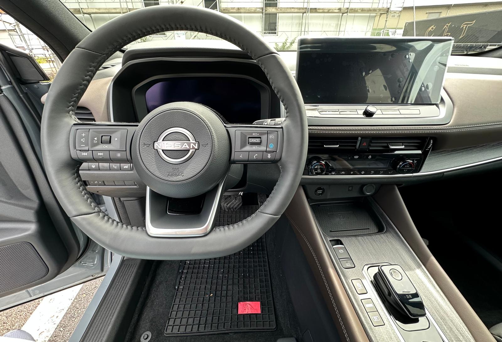 NISSAN Qashqai 1.5 VC-T Tekna-image-8