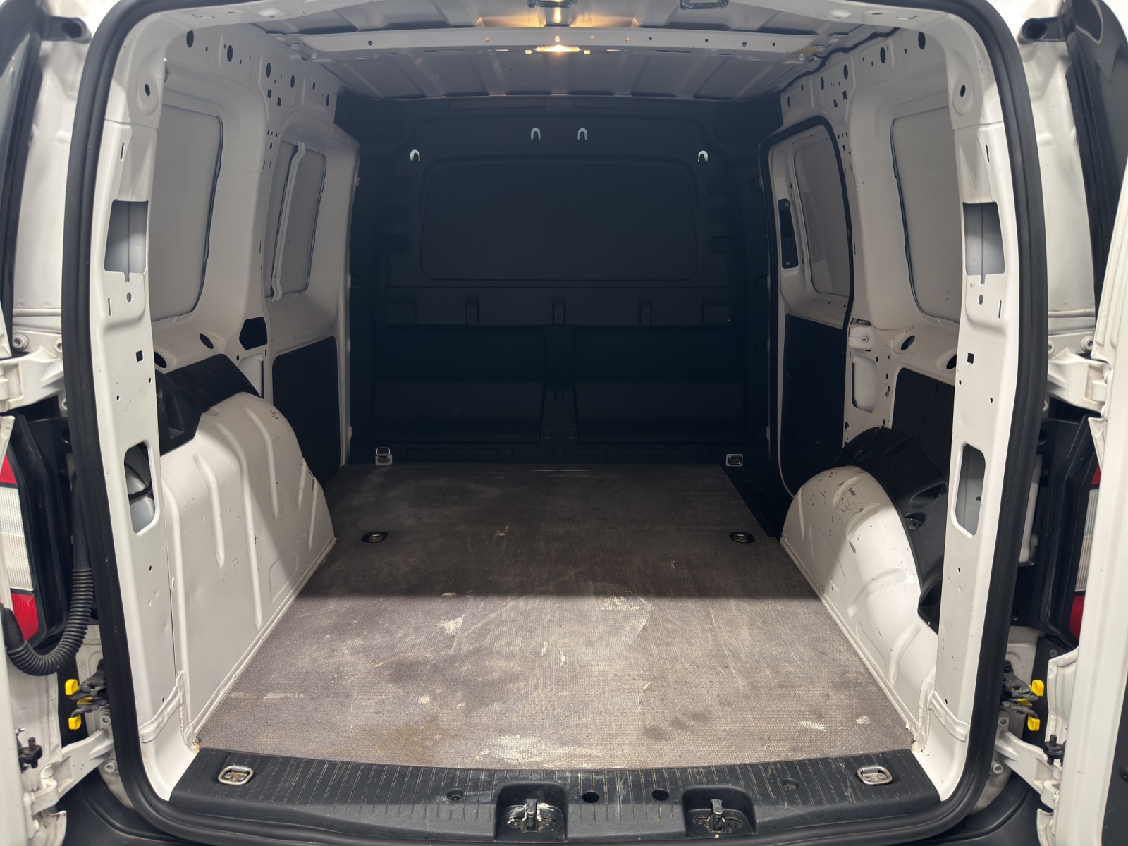 VW Caddy Kaw. 2.0 TDI 75 BlueMT Entry-image-10