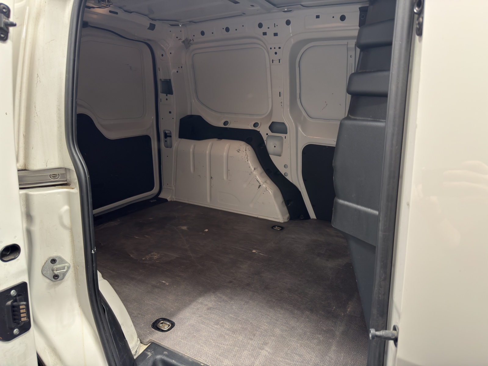 VW Caddy Kaw. 2.0 TDI 75 BlueMT Entry-image-11
