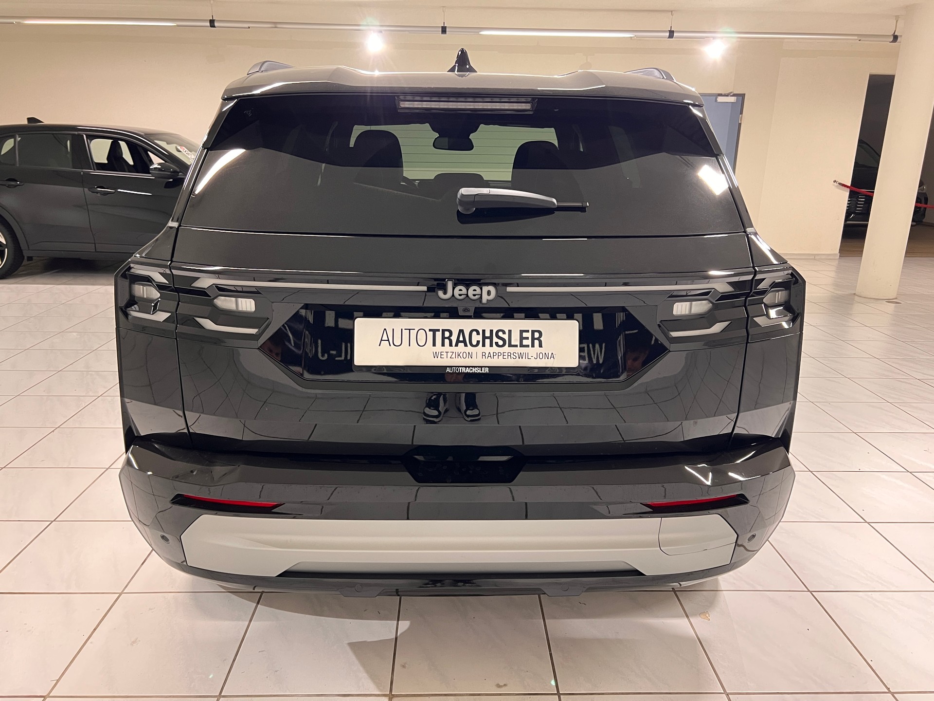 JEEP Compass 1.2 T e-Hybrid First Edition-image-4
