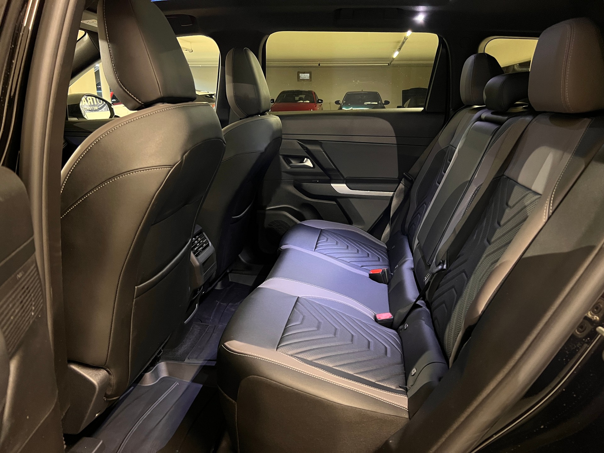 JEEP Compass 1.2 T e-Hybrid First Edition-image-7