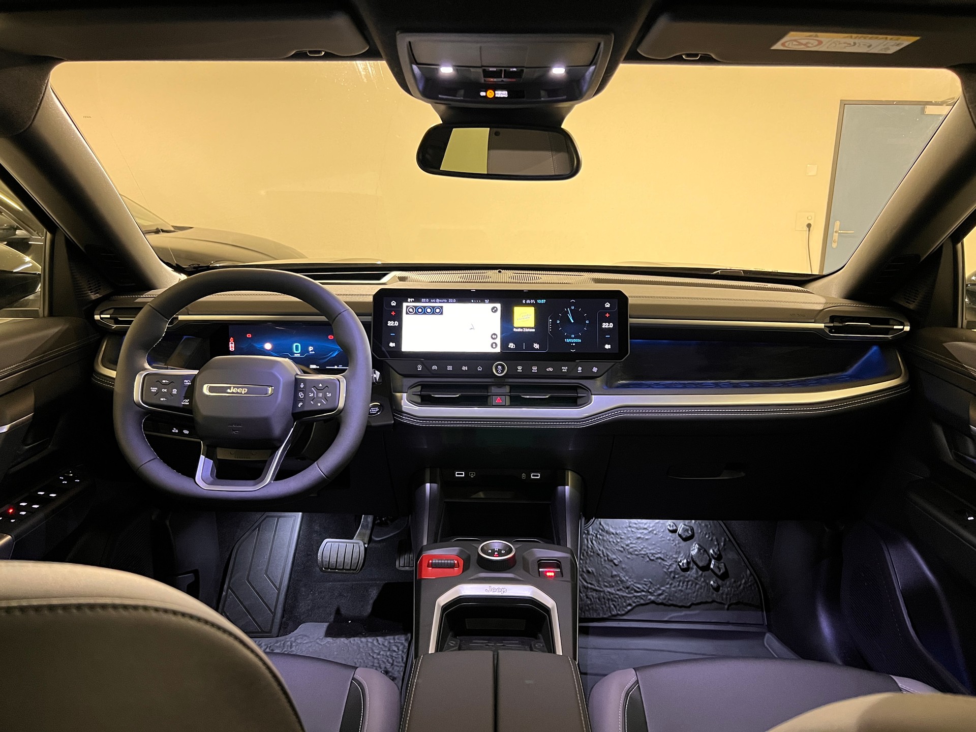 JEEP Compass 1.2 T e-Hybrid First Edition-image-11