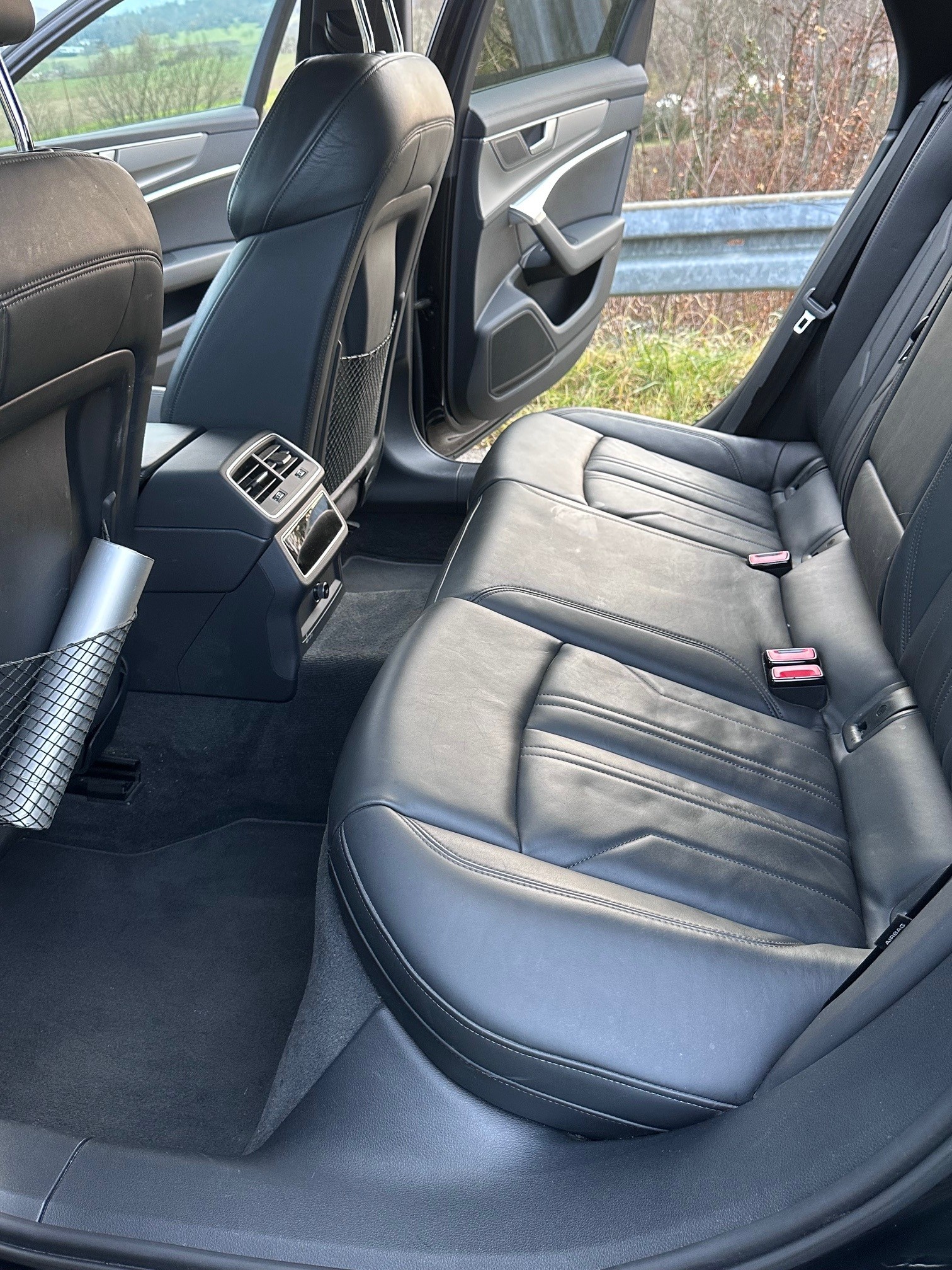 AUDI A6 Avant 45 TDI Design quattro tiptronic-image-5