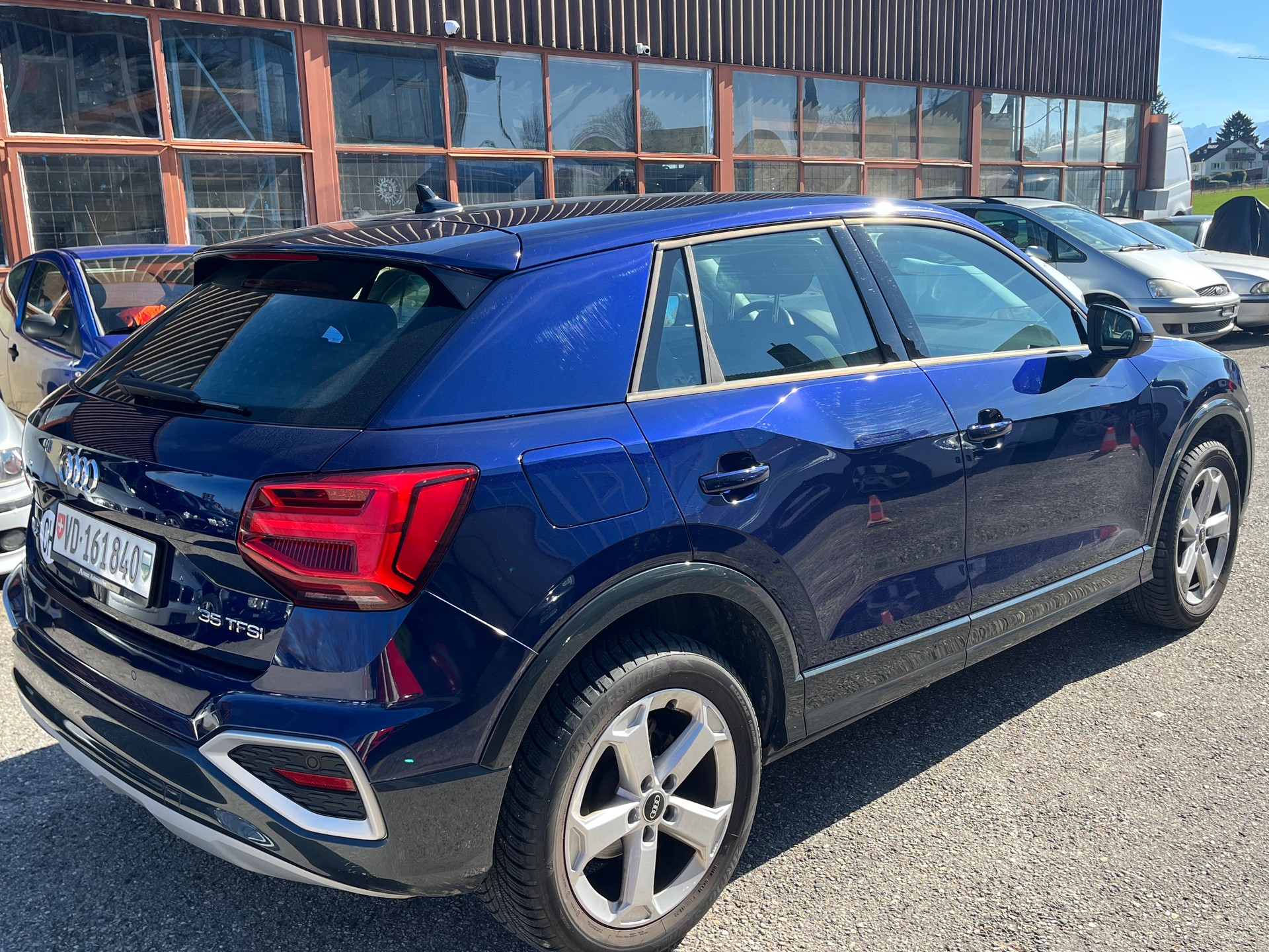 AUDI Q2 35 TFSI advanced S-tronic-image-6