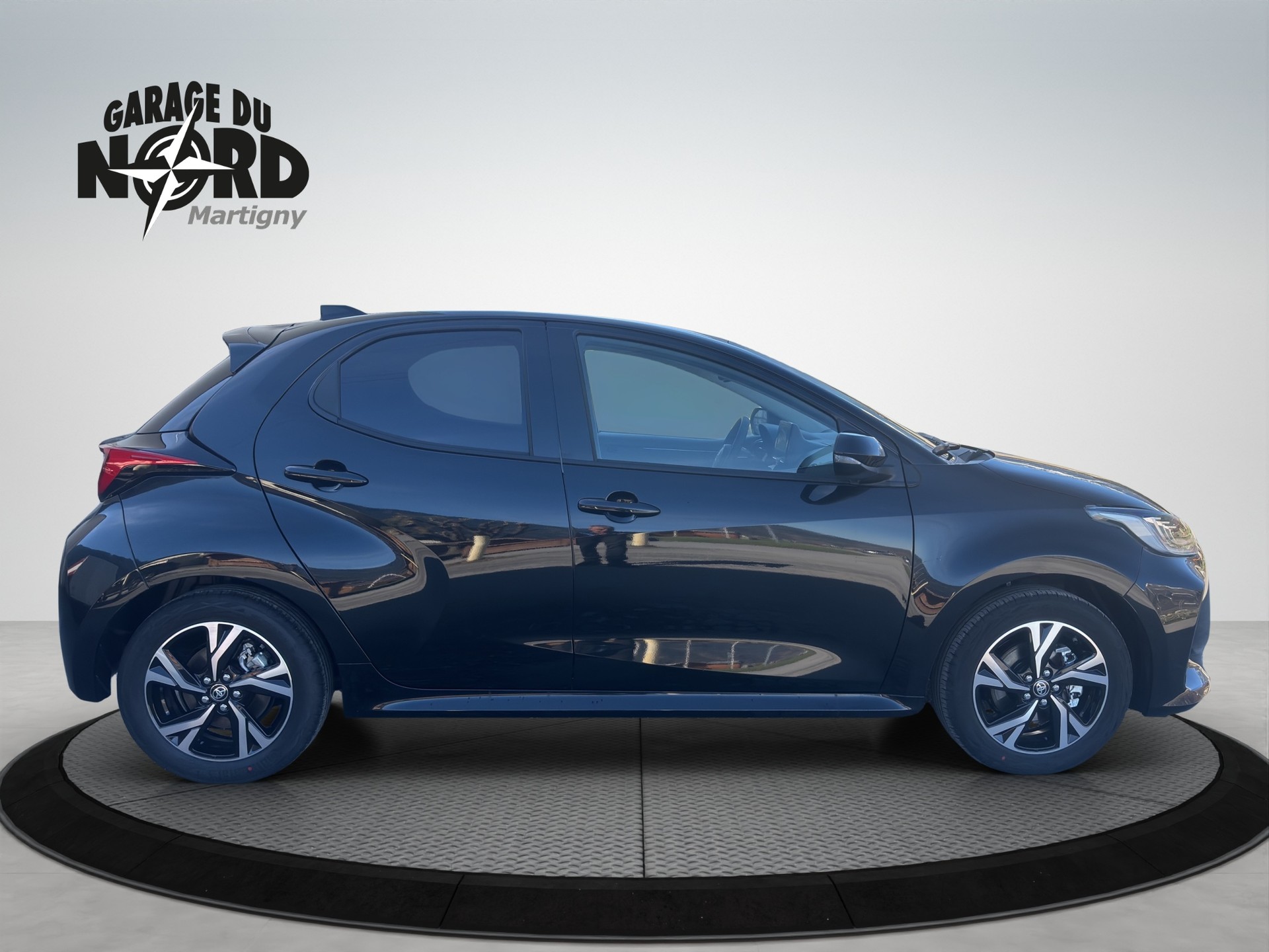 TOYOTA Yaris 1.5 VVT-i HSD Trend-image-6